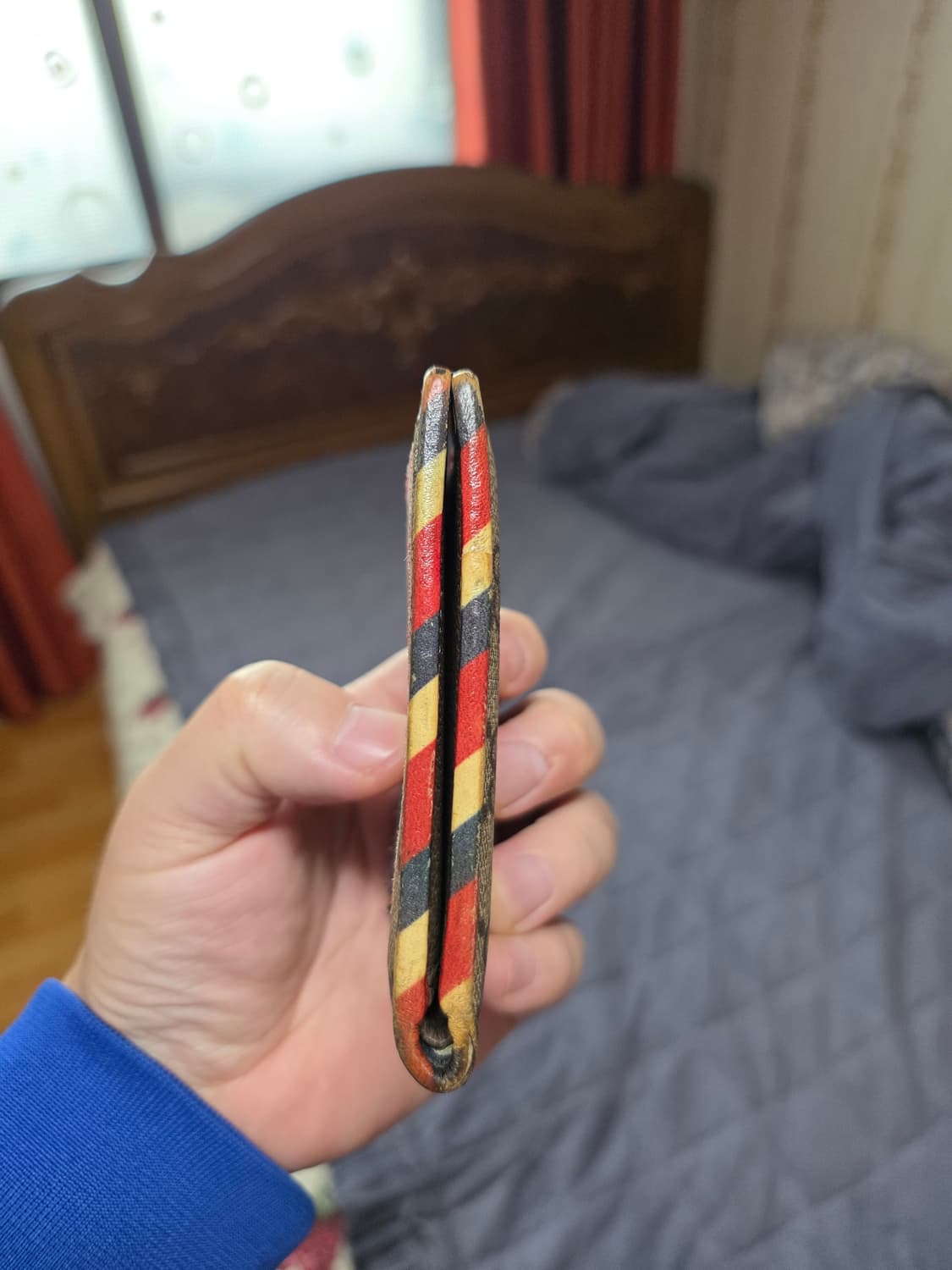 (정품) 구찌 GG 패치 자수 슈프림 캔버스 쿠리에 반지갑/개인/팝니다. 상품이미지9