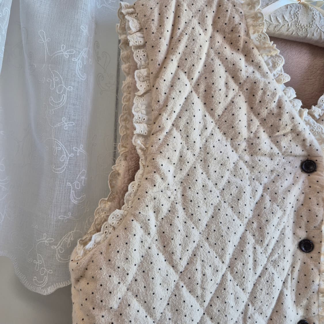 아이보리 도트 양털 베스트 상품이미지5