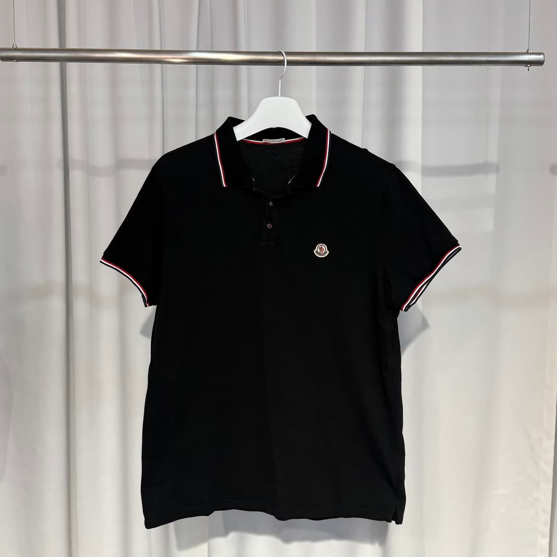 (2XL) 몽클레어 와펜패치 트라이컬러 카라티  상품이미지1