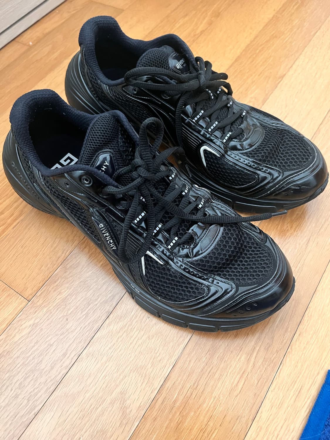 지방시 TK MX 43사이즈 상품이미지2