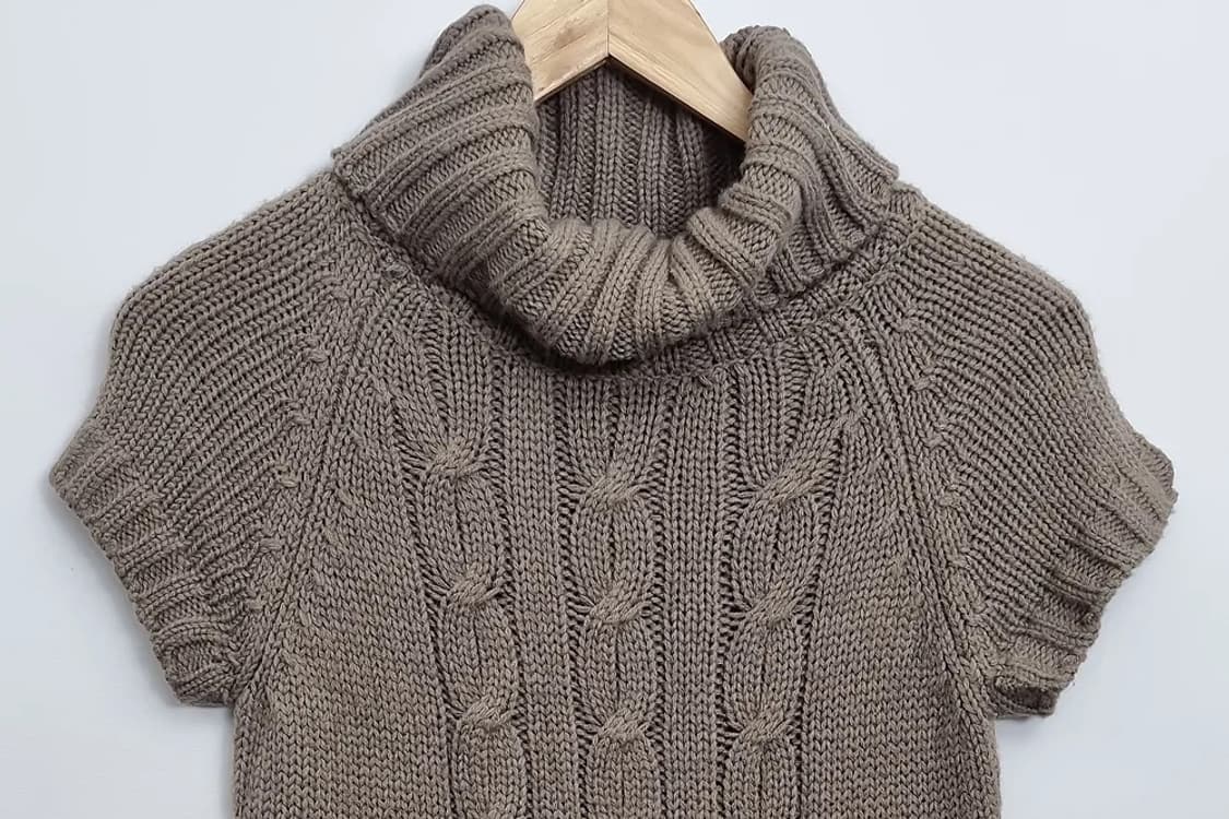 Spirtus 베이지 터틀넥 반팔 울니트 상품이미지3