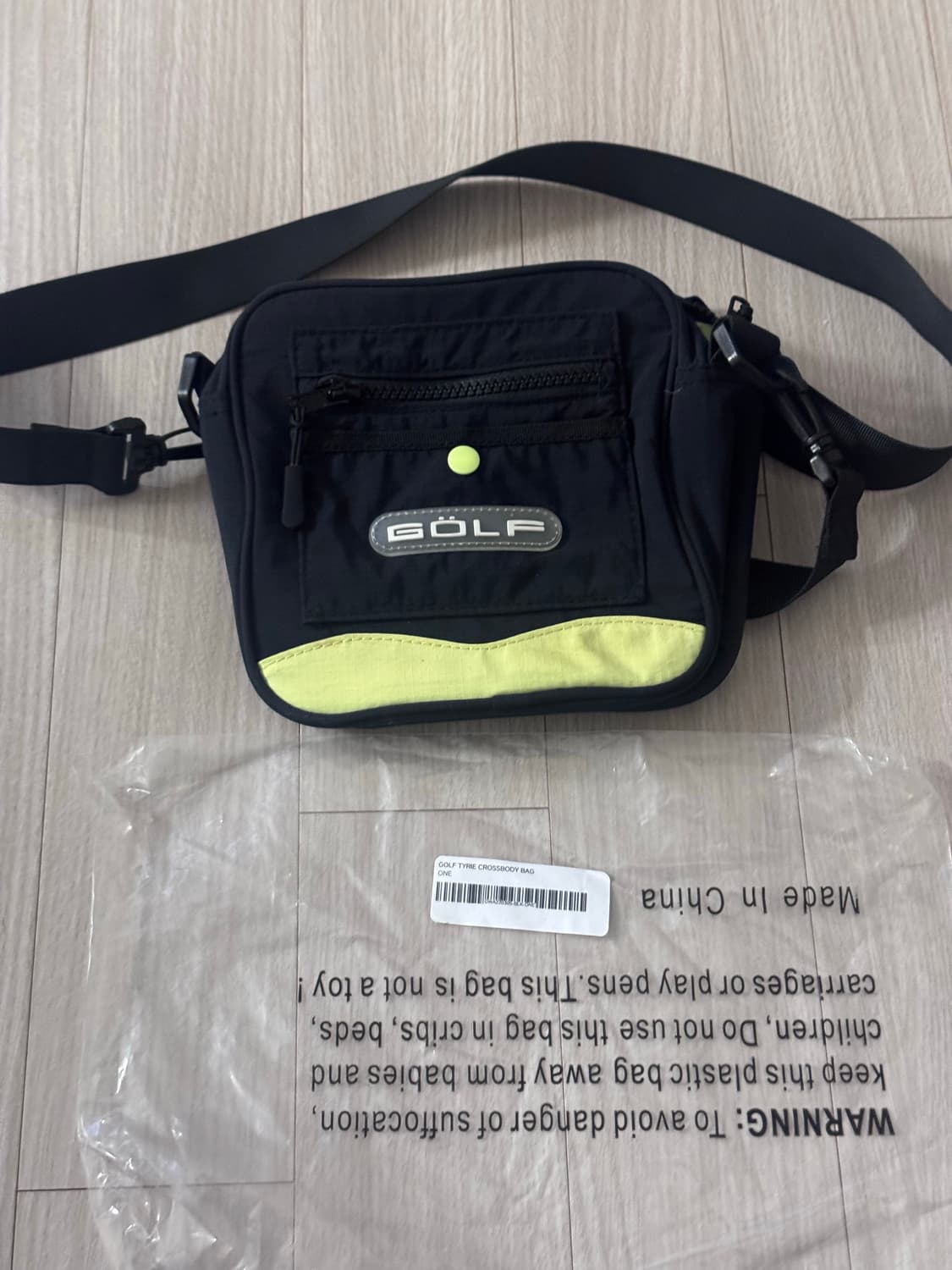 골프왕 크로스바디백 블랙/라임 상품이미지1