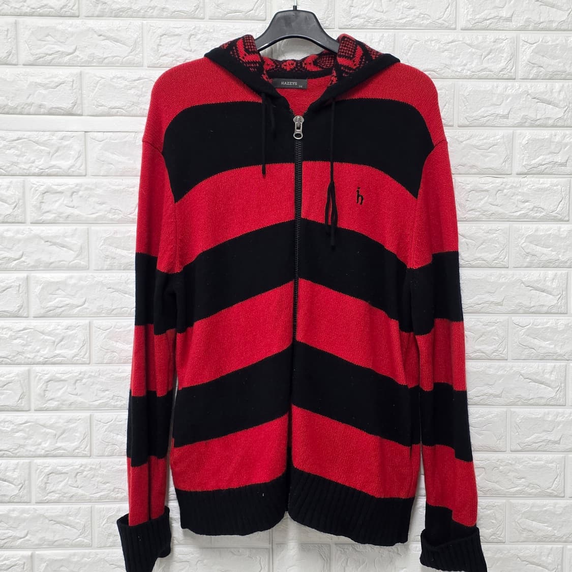 택포// 헤지스 스트라이프 후드 니트 집업 110 상품이미지1