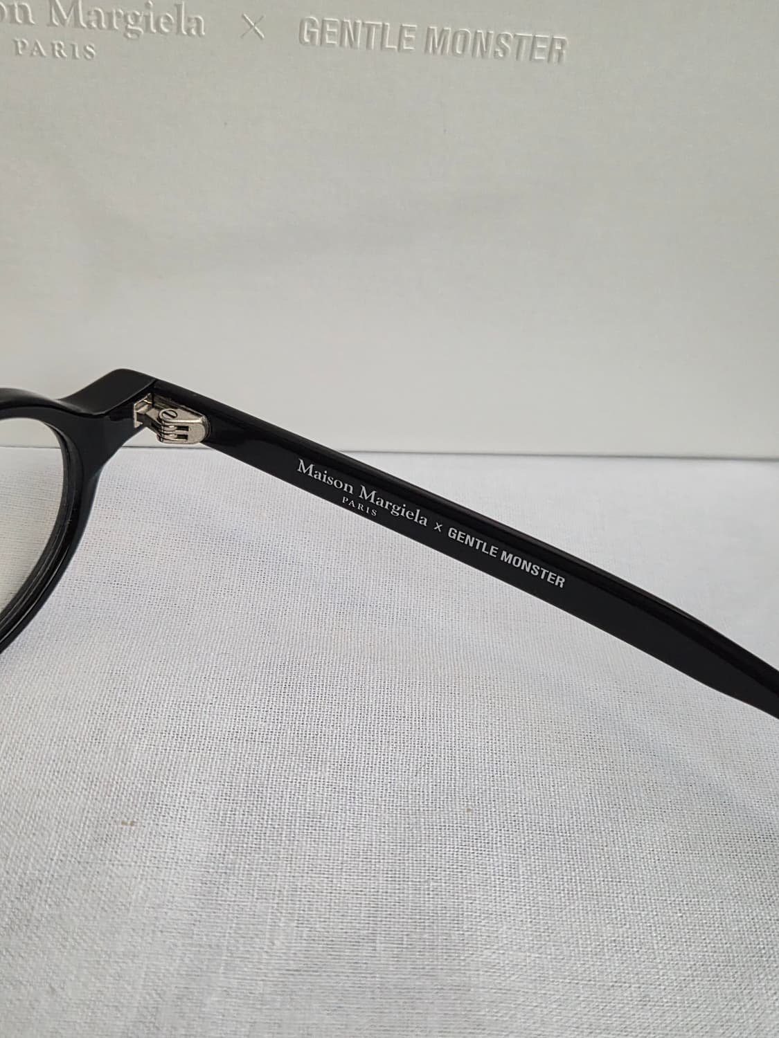 젠틀몬스터 X 메종 마르지엘라 MM012 블랙 상품이미지5