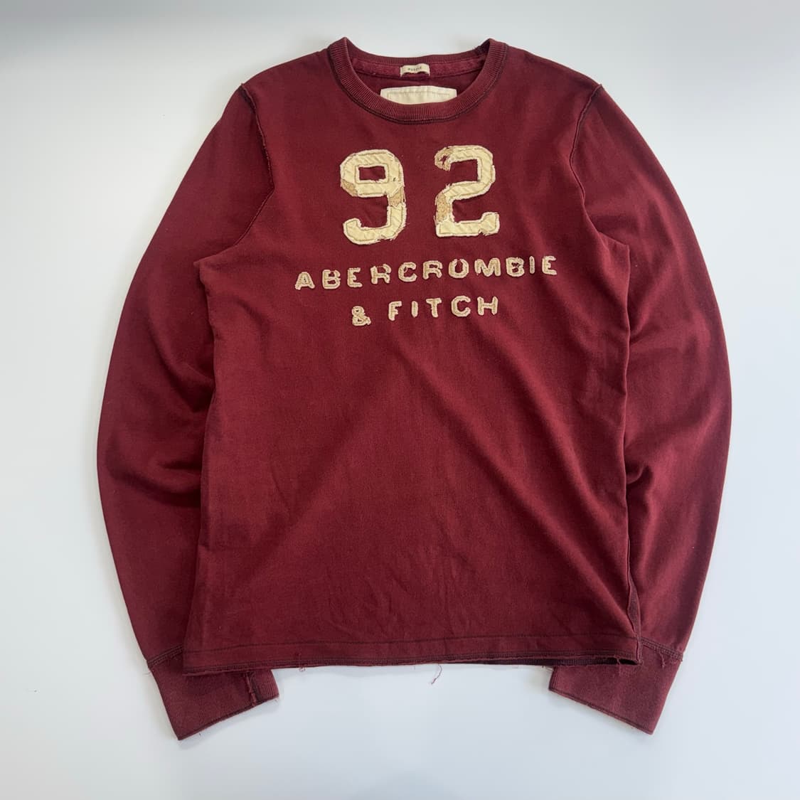 Abercrombie 아베크롬비 스펠아웃 버건디 롱슬리브  상품이미지3