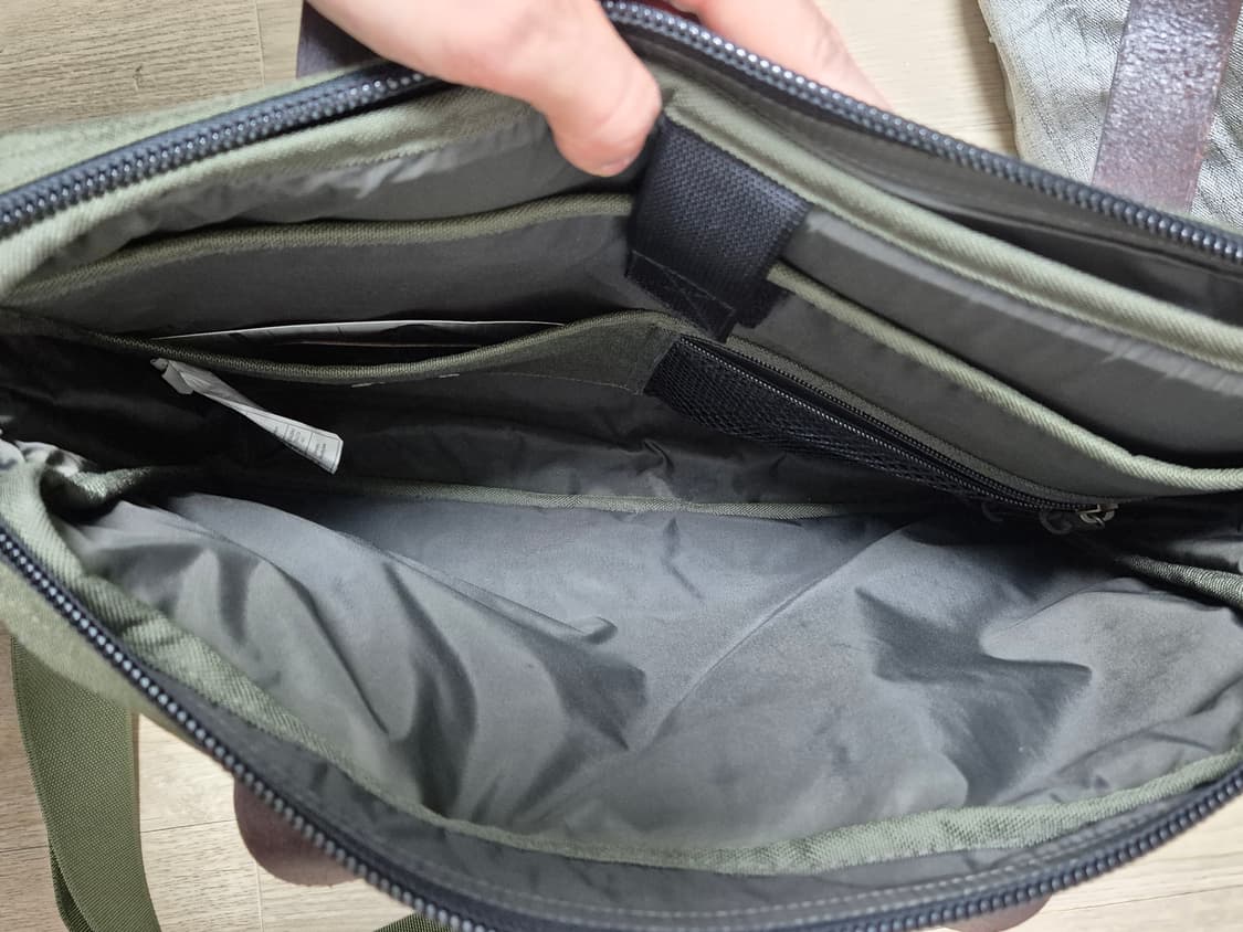 필슨 878 드라이든 브리프케이스 오트그린 상품이미지3