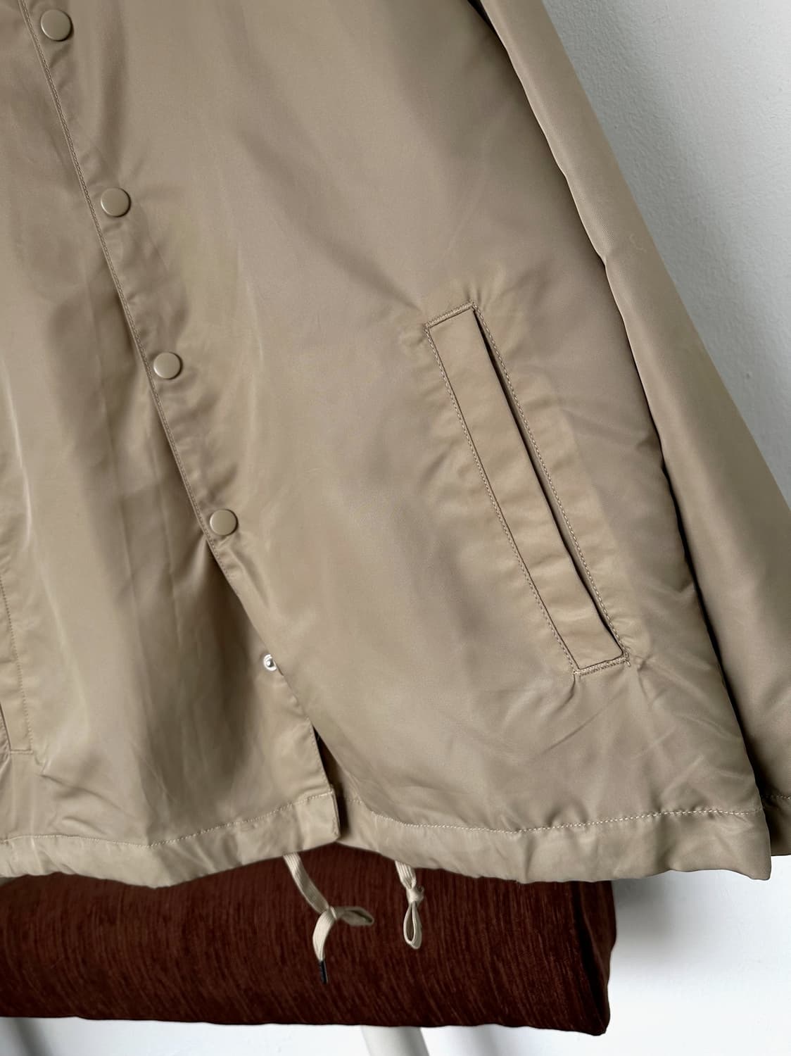 Matt nylon loose coach jacket 상품이미지4