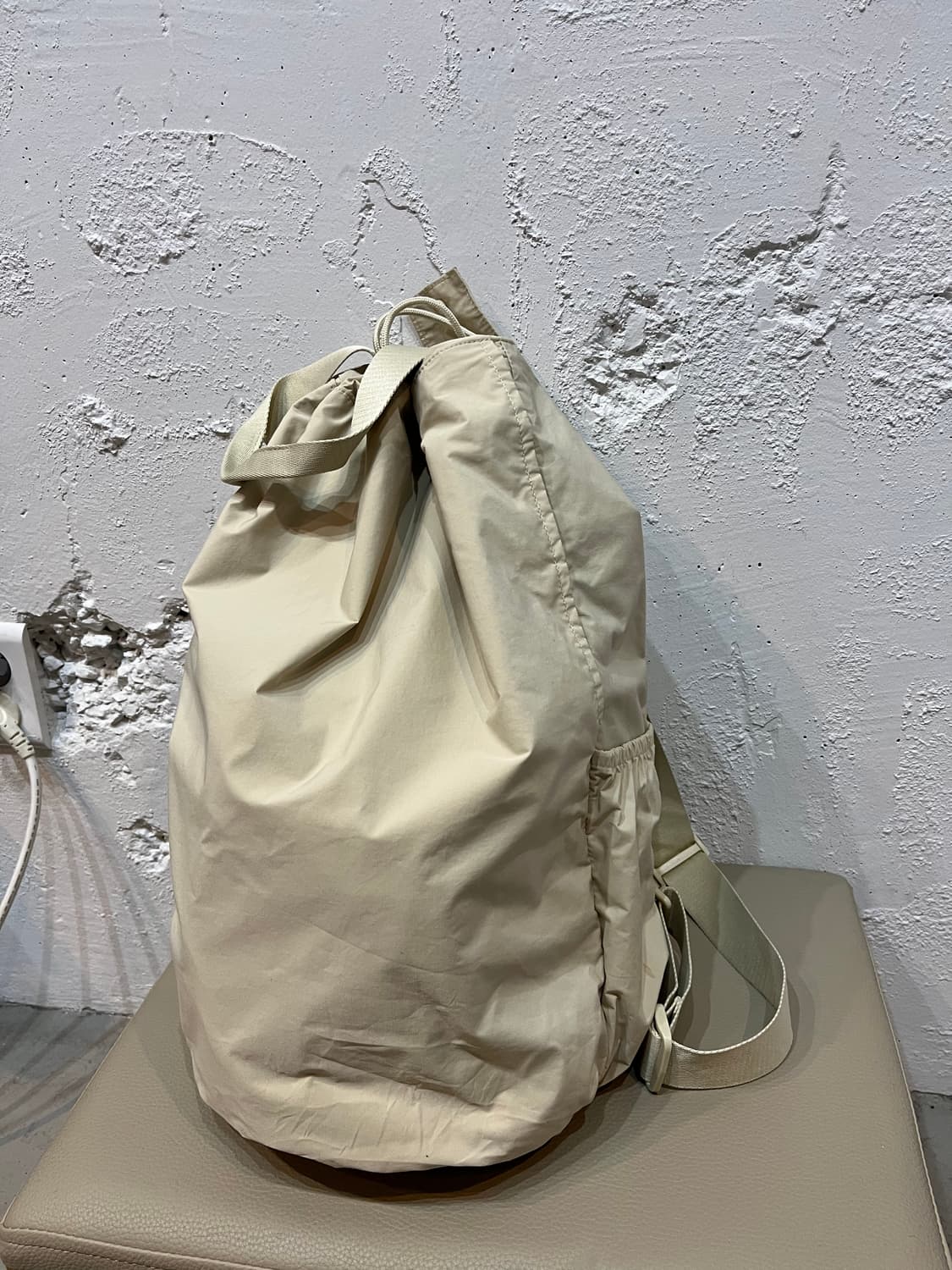 유니클로U 드로우스트링 백팩 상품이미지1