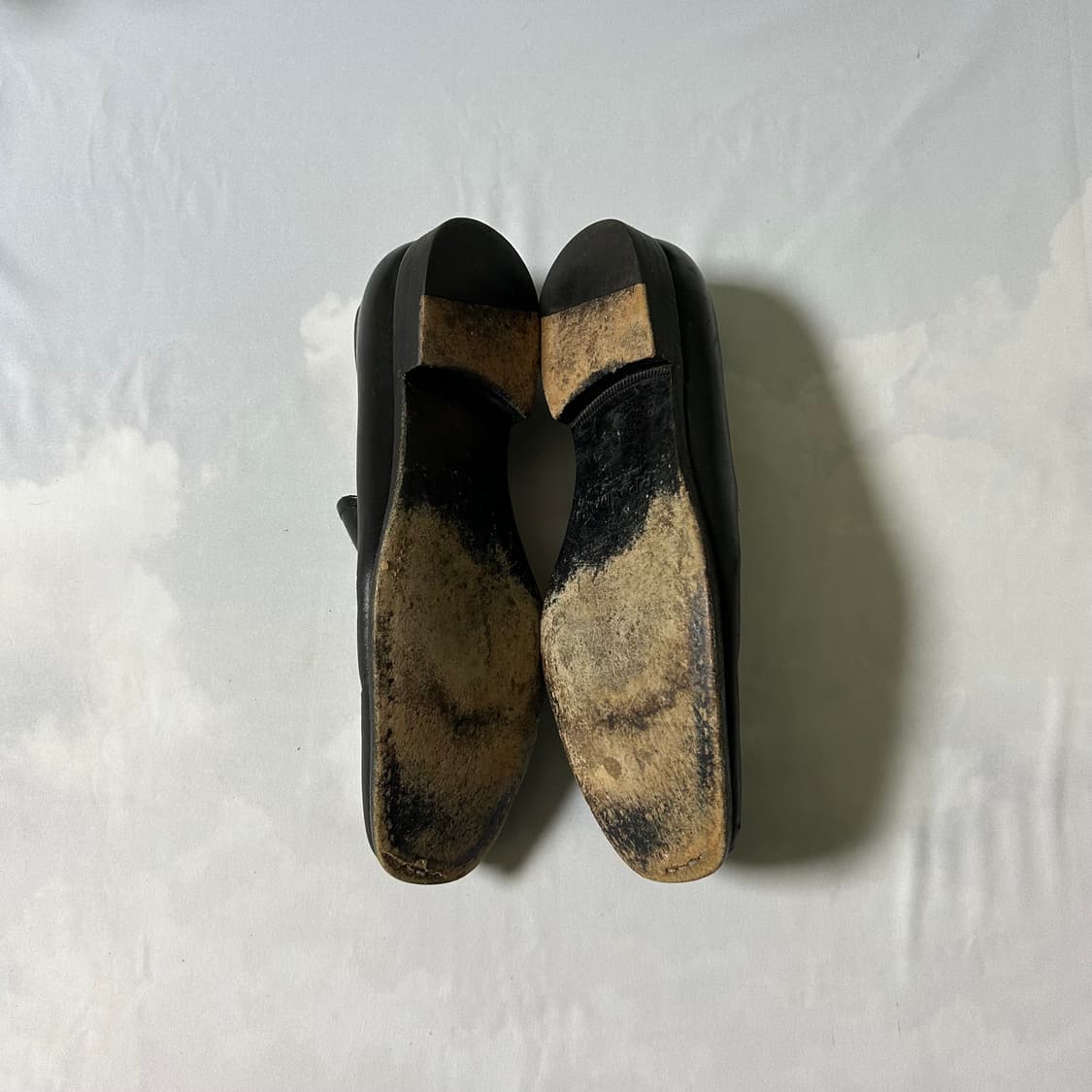 Prada slip on loafers 상품이미지5