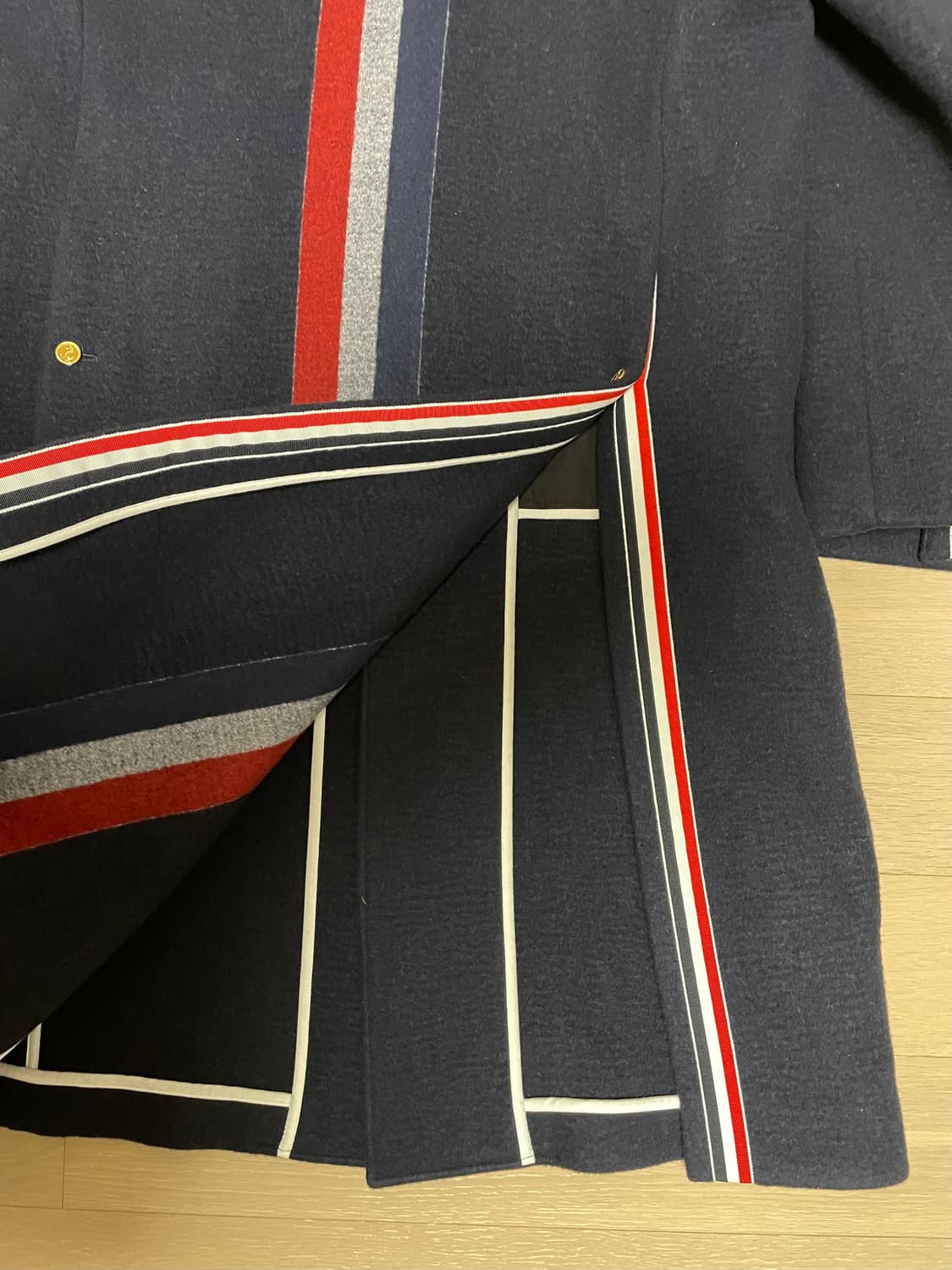 톰브라운 울 롱코트 2사이즈 상품이미지4