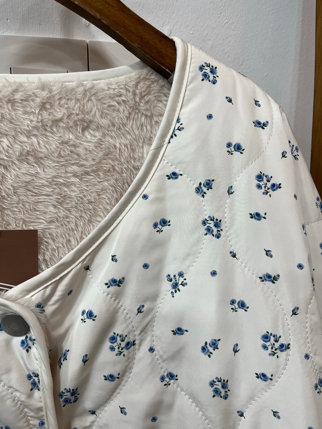 (리버시블) 플라워 퀼팅 & 양털 뽀글이 자켓 상품이미지3