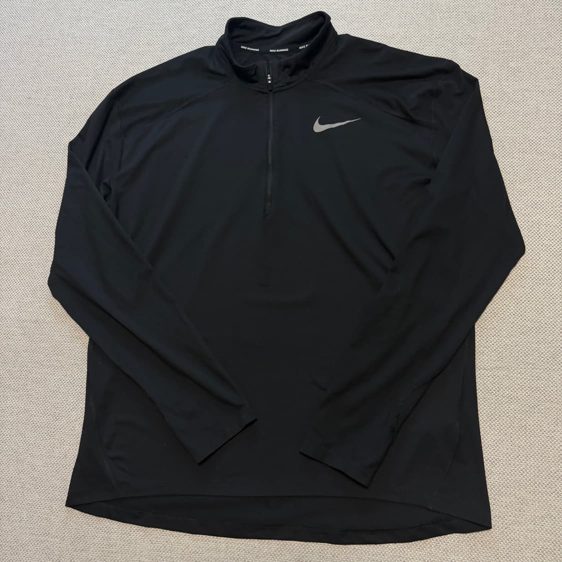 나이키 러닝 드라이핏 하프집업 탑 상품이미지1
