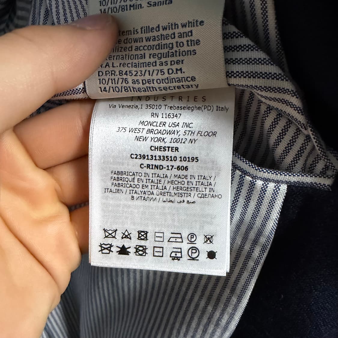 [S+급/3] 몽클레어 감마블루 체스터 패딩 코트 네이비 상품이미지8