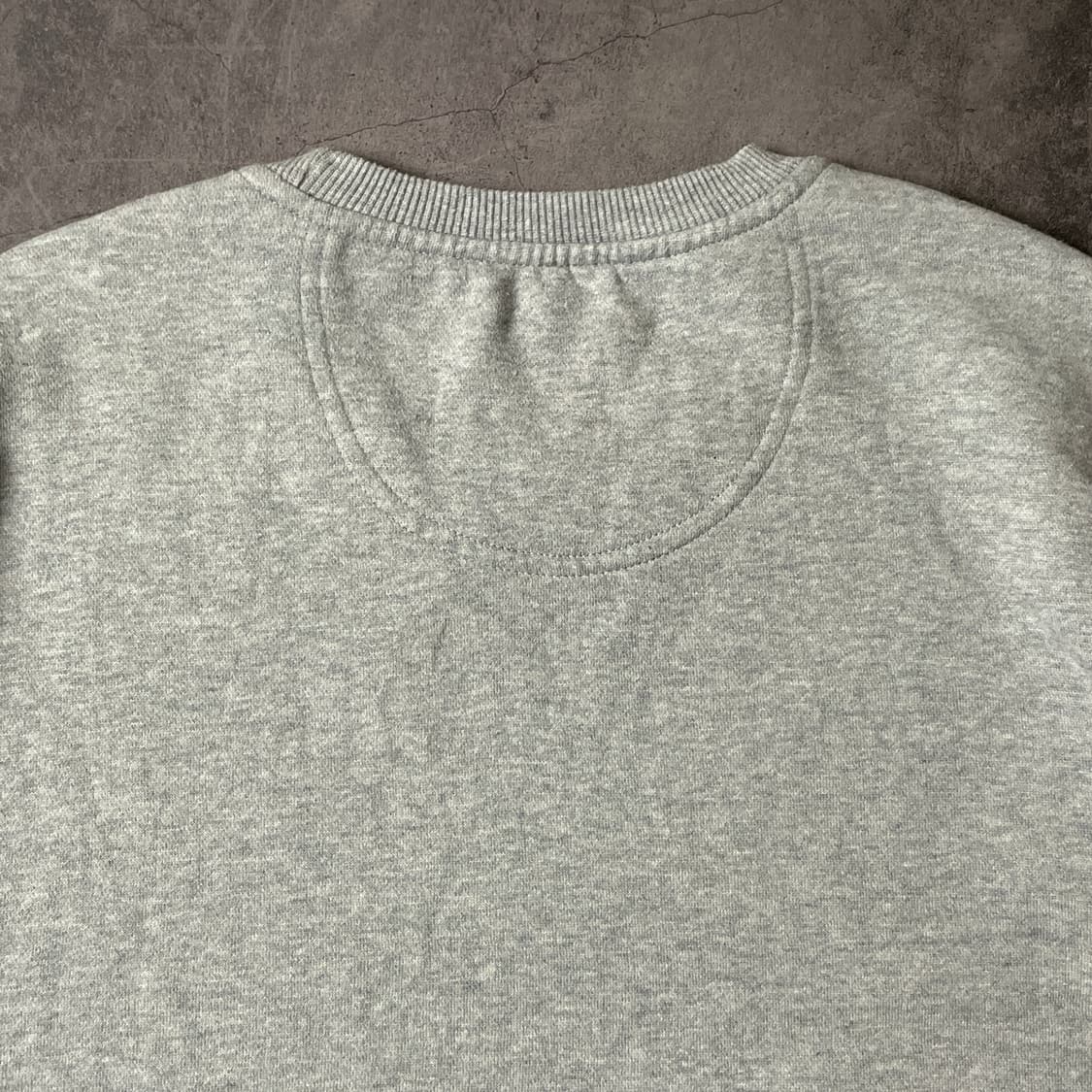 IZOD 아이자드 빈티지 그레이 롱슬리브 스웨트셔츠 A00395 상품이미지5