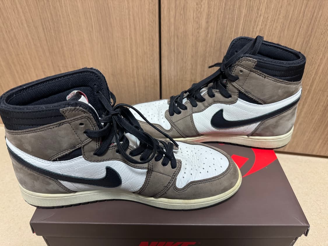290 나이키 에어 조던 1 트래비스 스캇 모카 하이 팝니다 상품이미지6
