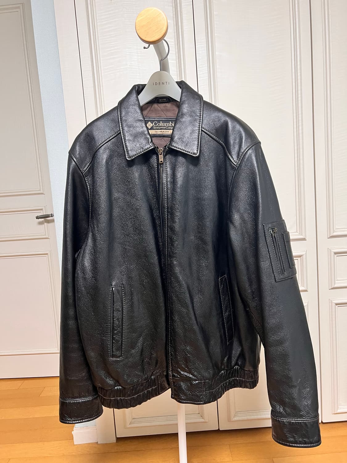 Columbia leather bomber jacket 상품이미지3