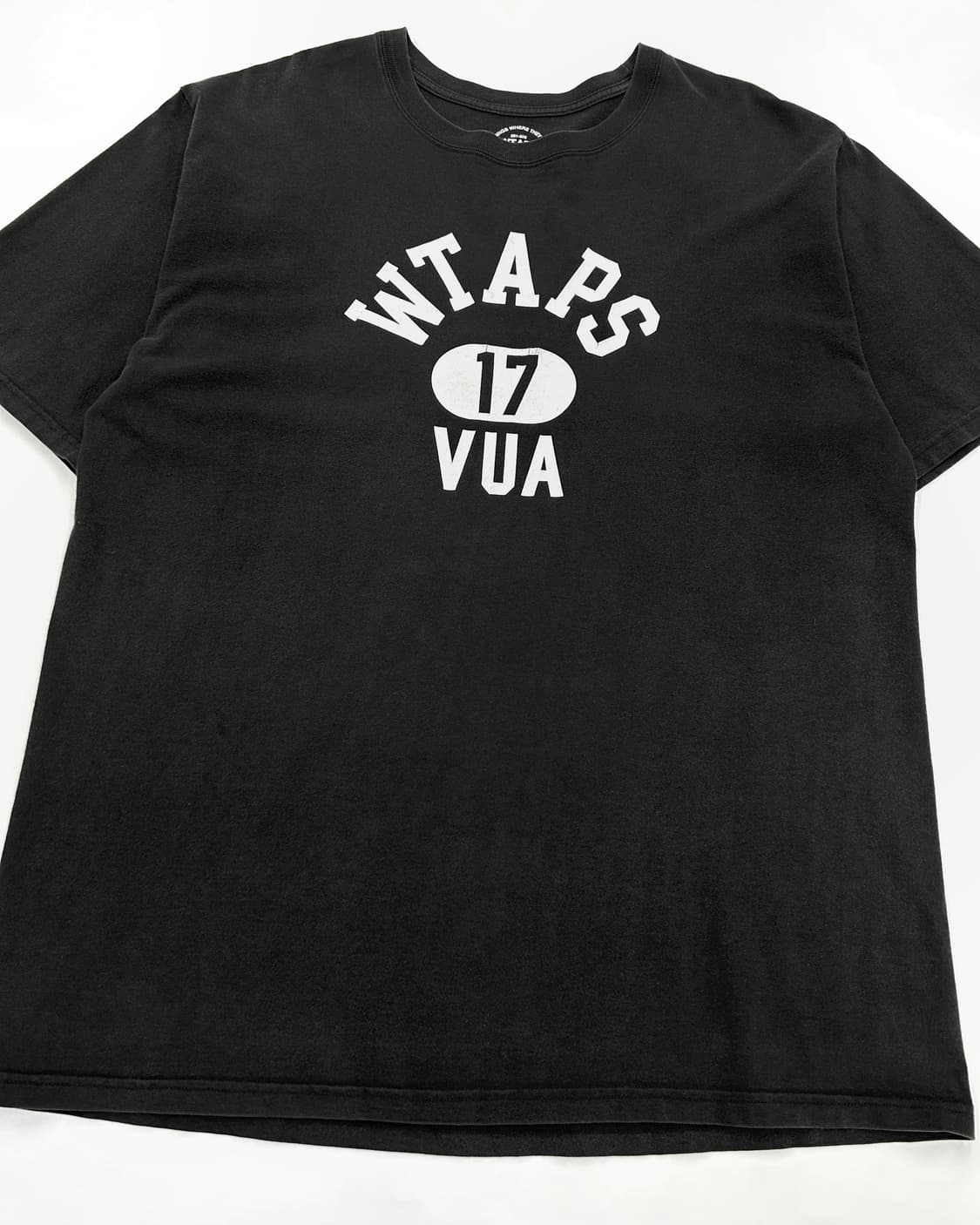WTAPS 아치로고 반팔 티셔츠 블랙 상품이미지2