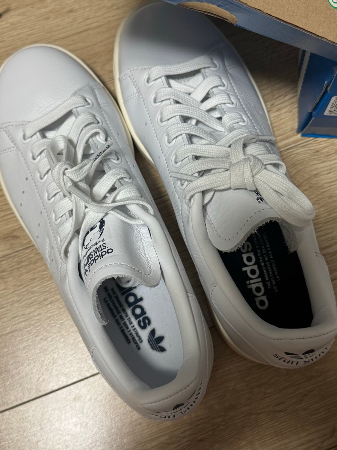 아디다스 스탠스미스 화이트 새상품 한정판 상품이미지5