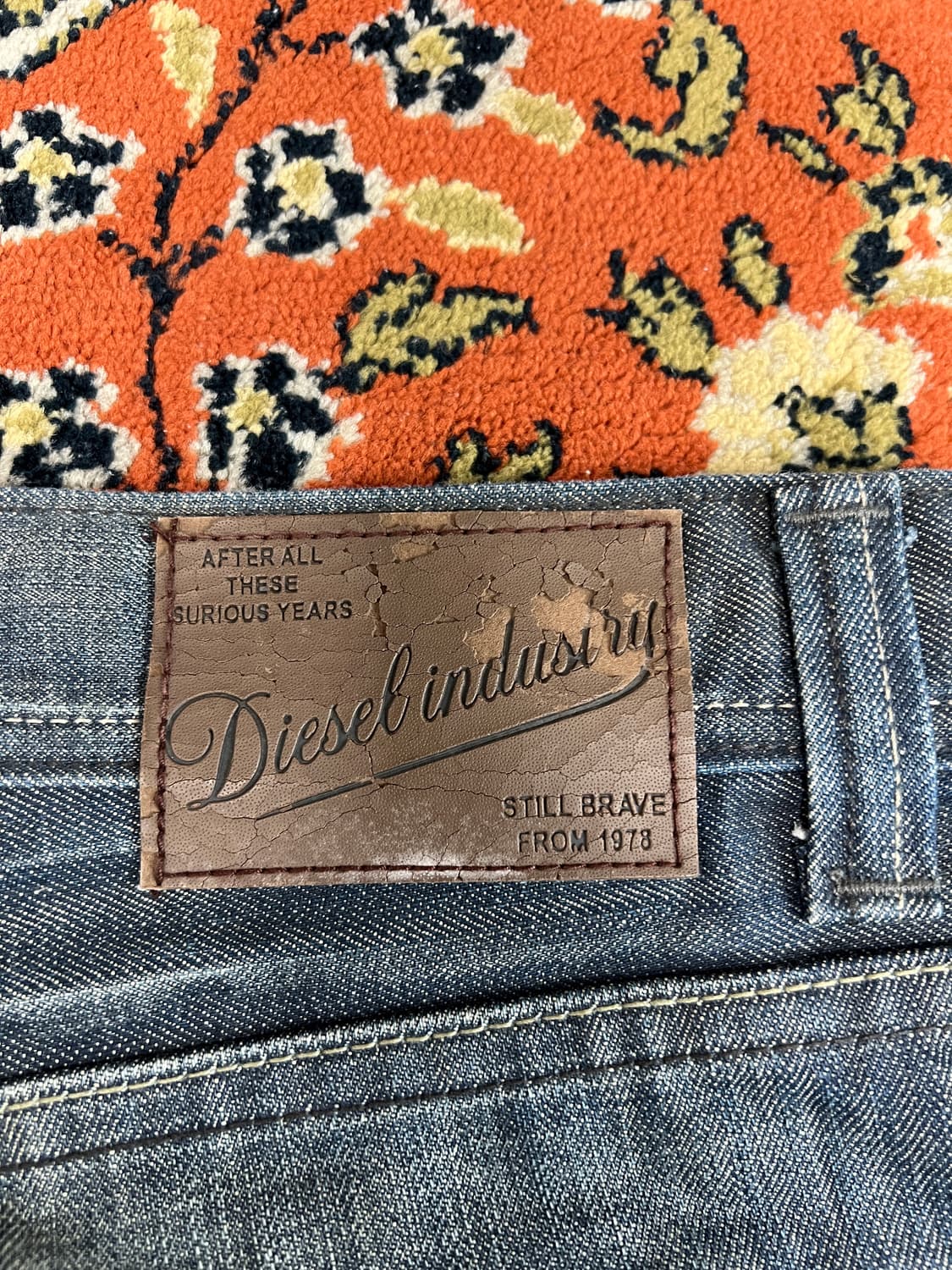 [33] DIESEL 디젤 그레이쉬 스트레이트 데님팬츠 상품이미지5