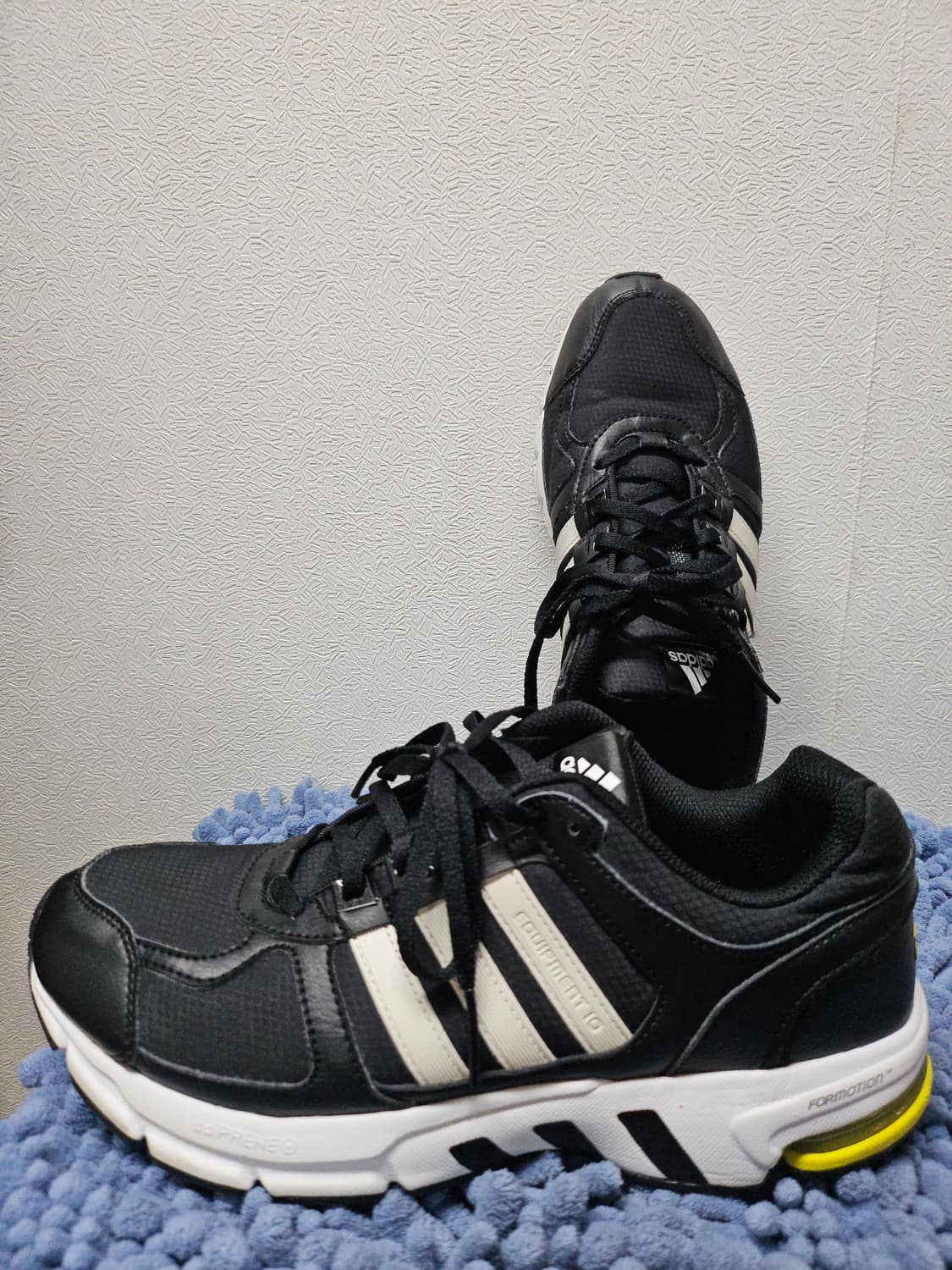 아디다스 이큅먼트 10 (검흰 블랙) FW9995 남성운동화255 상품이미지1