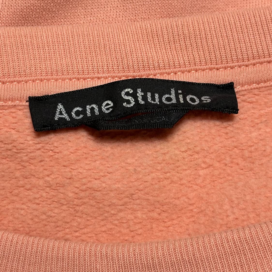 XL 아크네스튜디오 핑크 페이스로고 맨투맨 상품이미지4