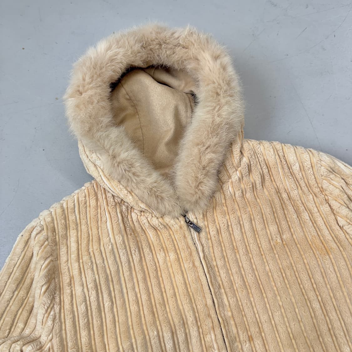 Y2K 퍼 울프조 코듀로이 후드집업 상품이미지3