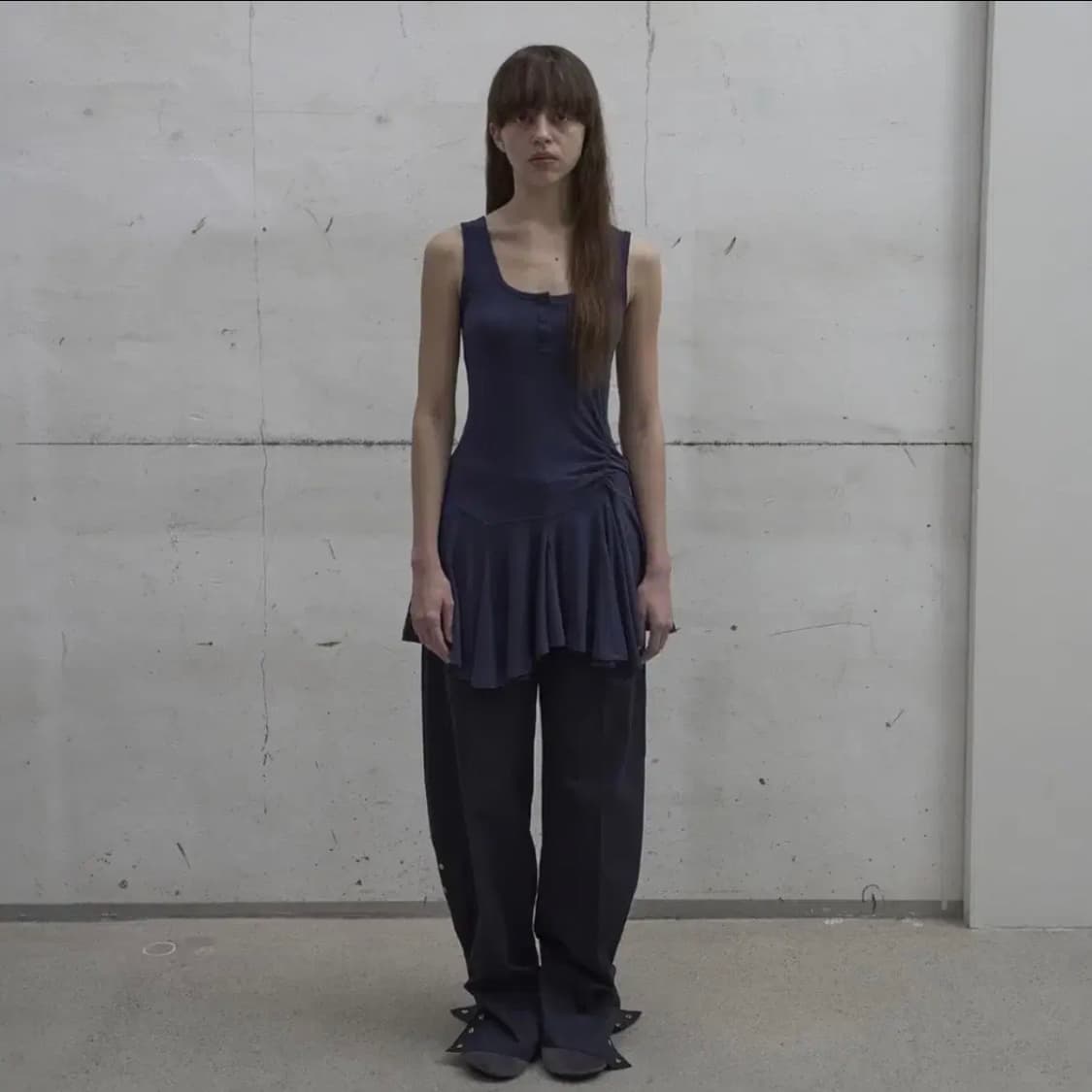 LCDC FRILL SLEEVELESS TOP 상품이미지1