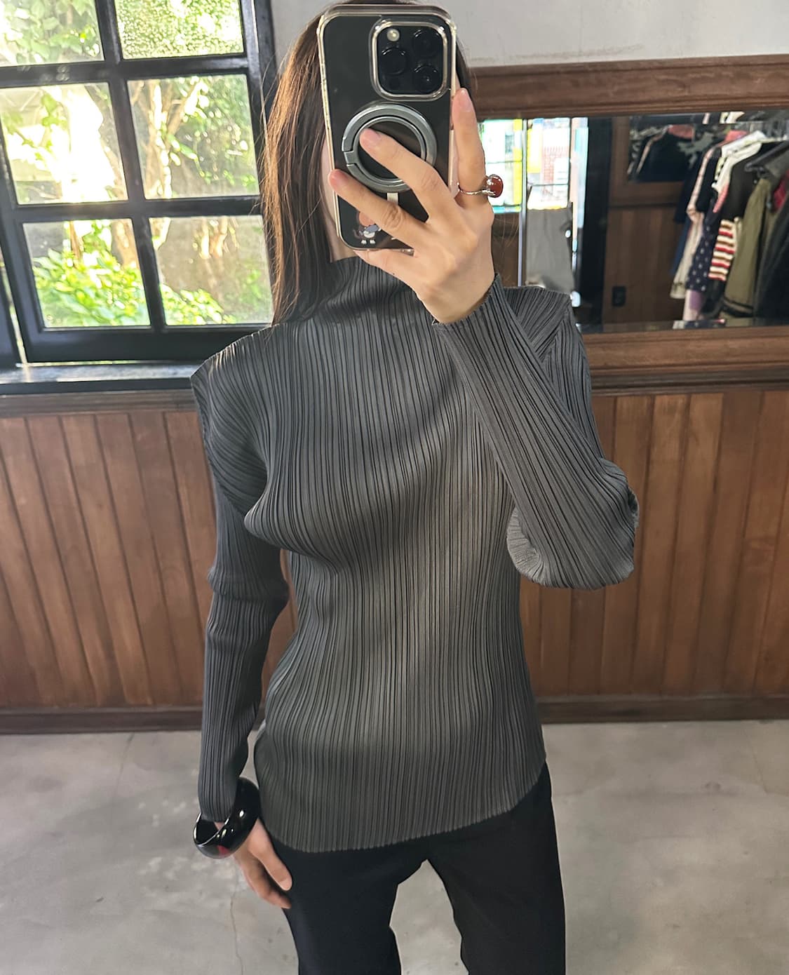 ISSEY MIYAKE PLEATS PLEASE dark grey top 상품이미지3