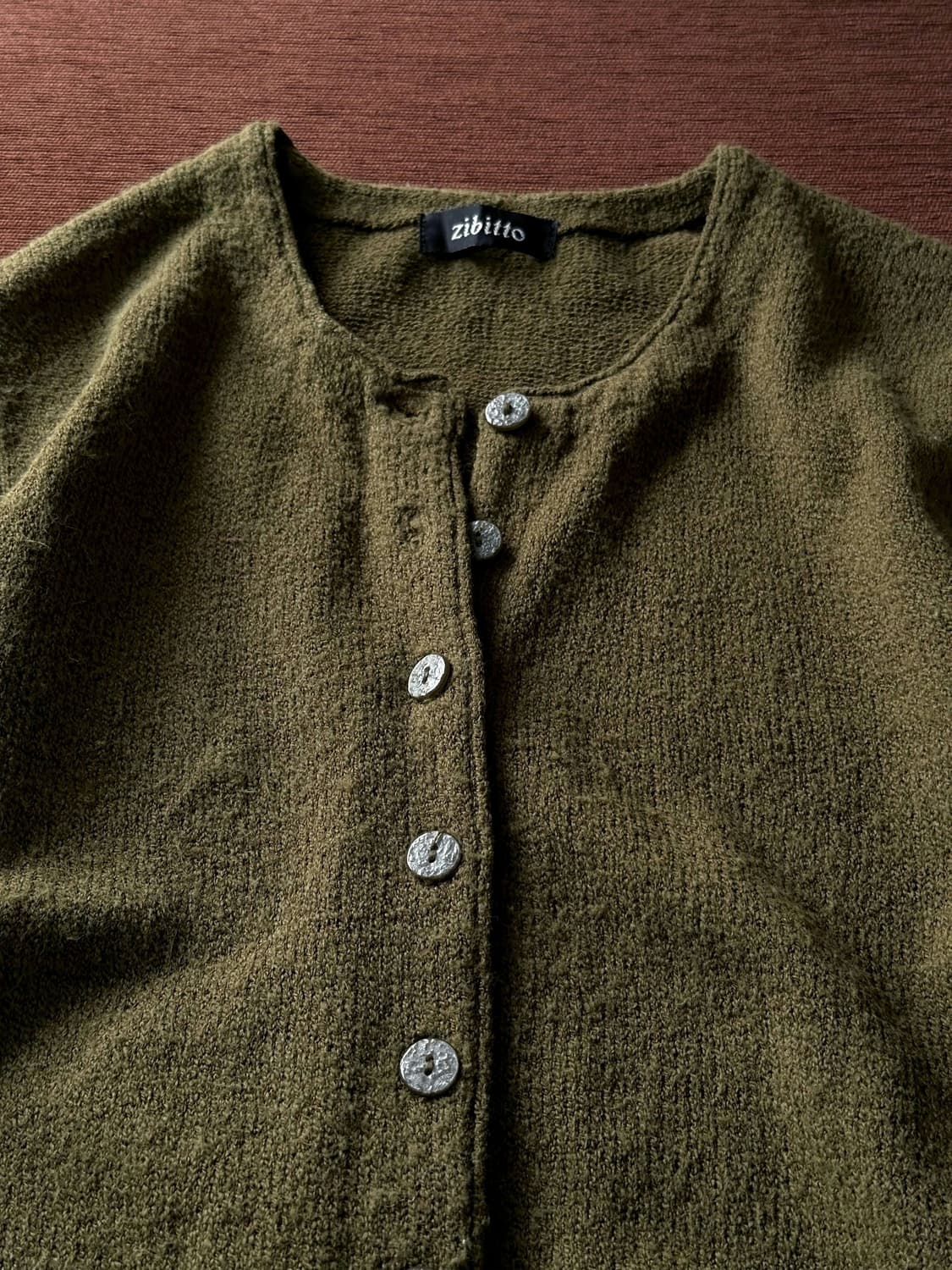 Light fabric natural design knit cardiga 상품이미지2