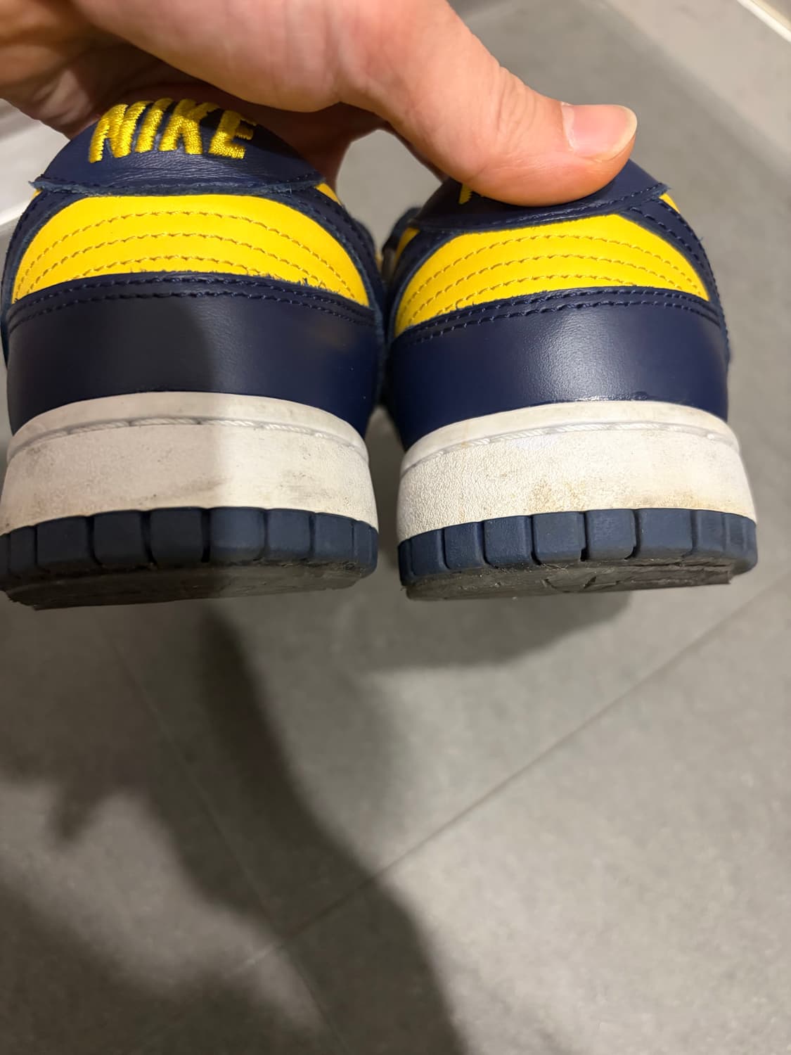 나이키 덩크 로우 레트로 바시티 메이즈 275 상품이미지2