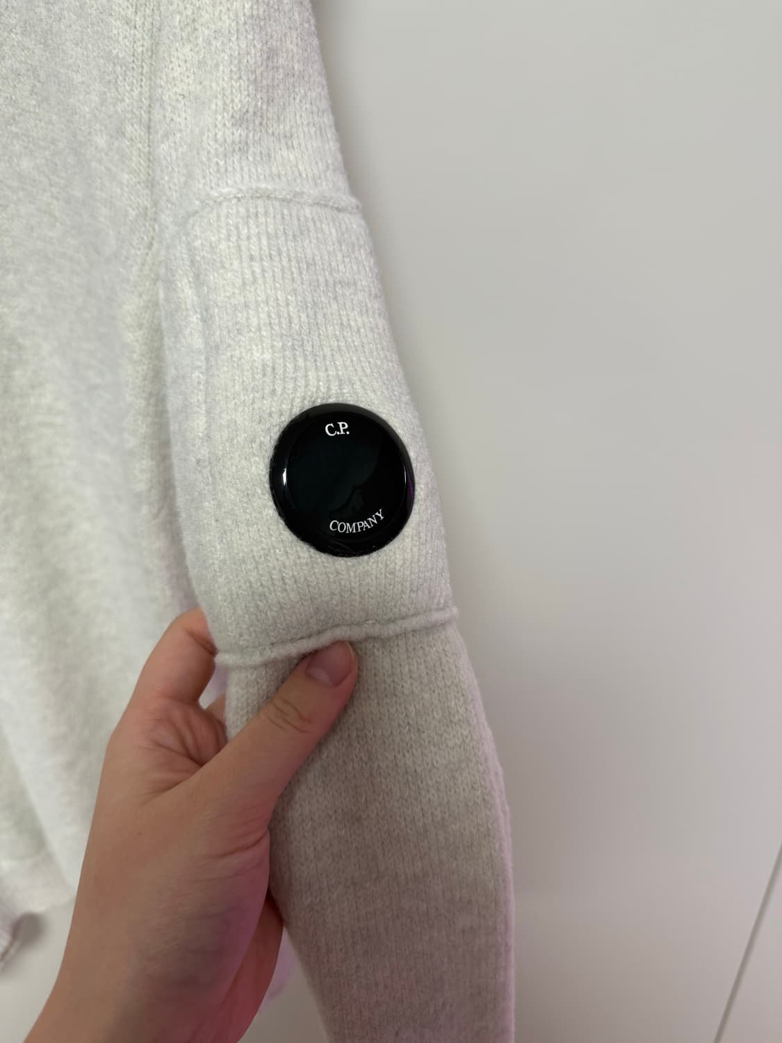 Cp컴퍼니 와펜 아이보리 니트 상품이미지2