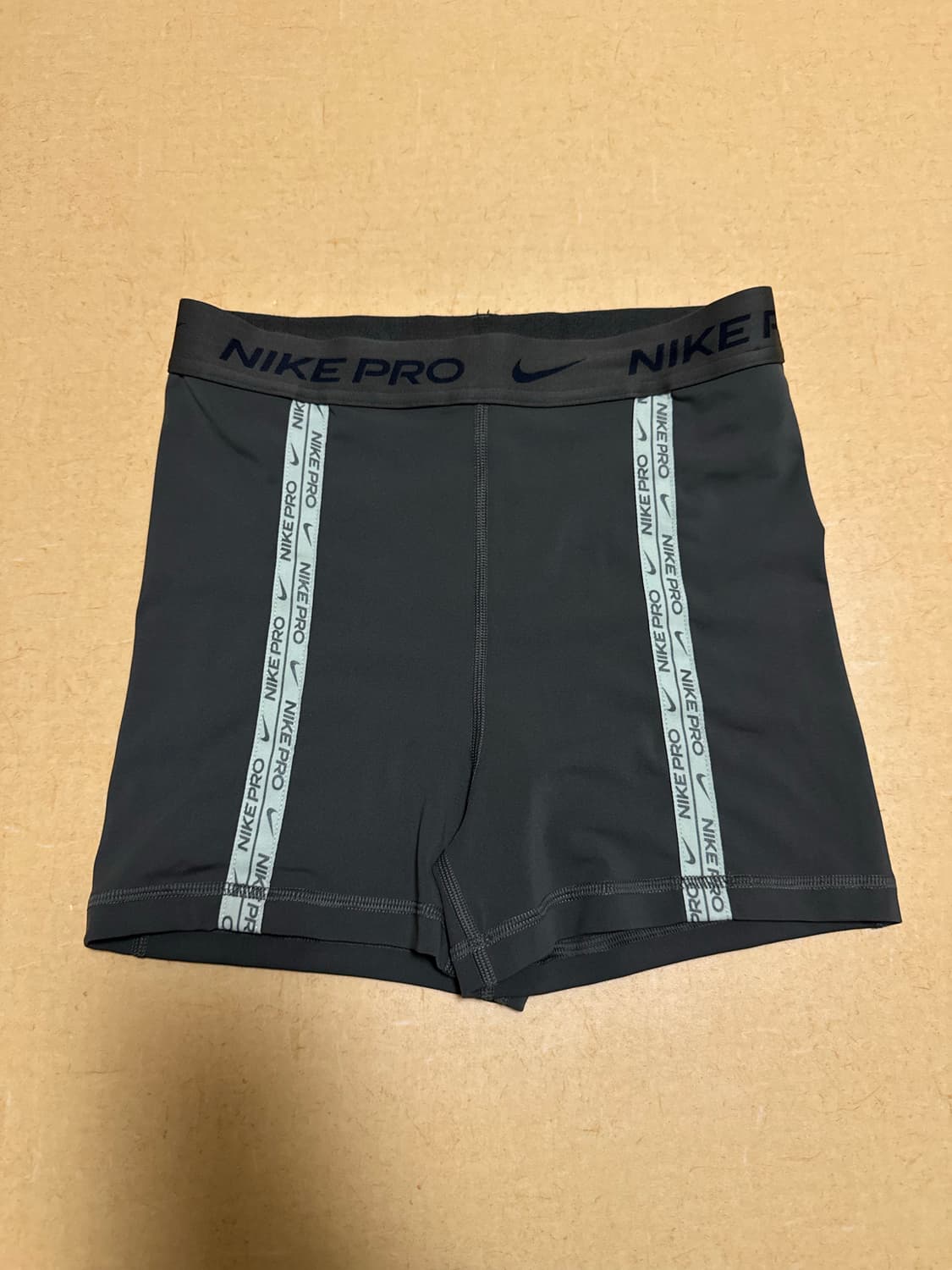 나이키 러닝 타이즈 상품이미지1