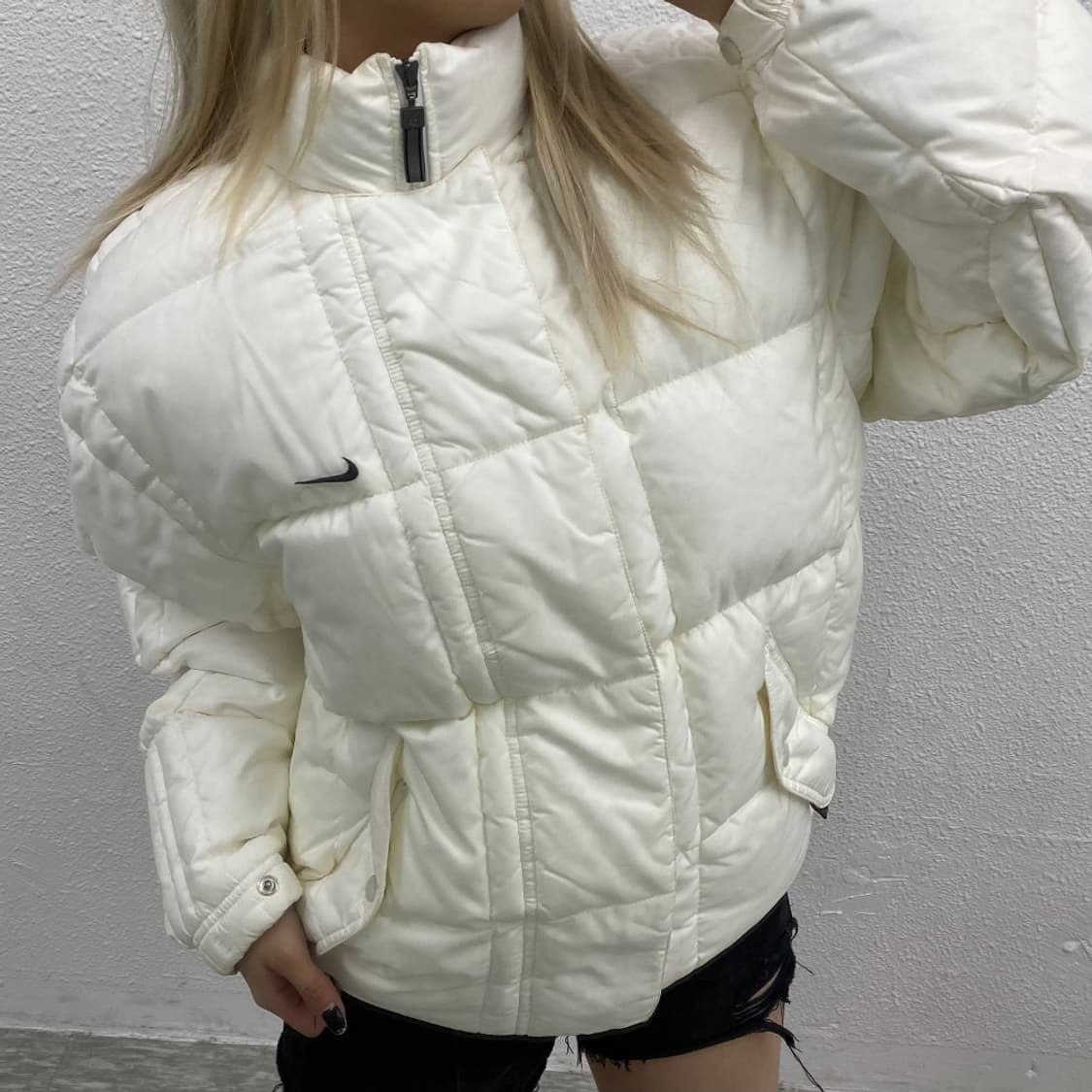 2000's 나이키 블랙로고 화이트 패딩 L 상품이미지1