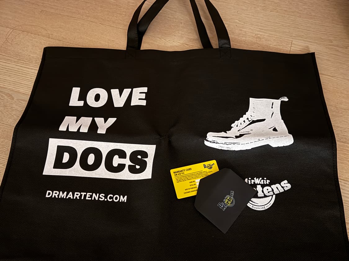 닥터마틴 제이든 8홀 15265001 240 상품이미지4