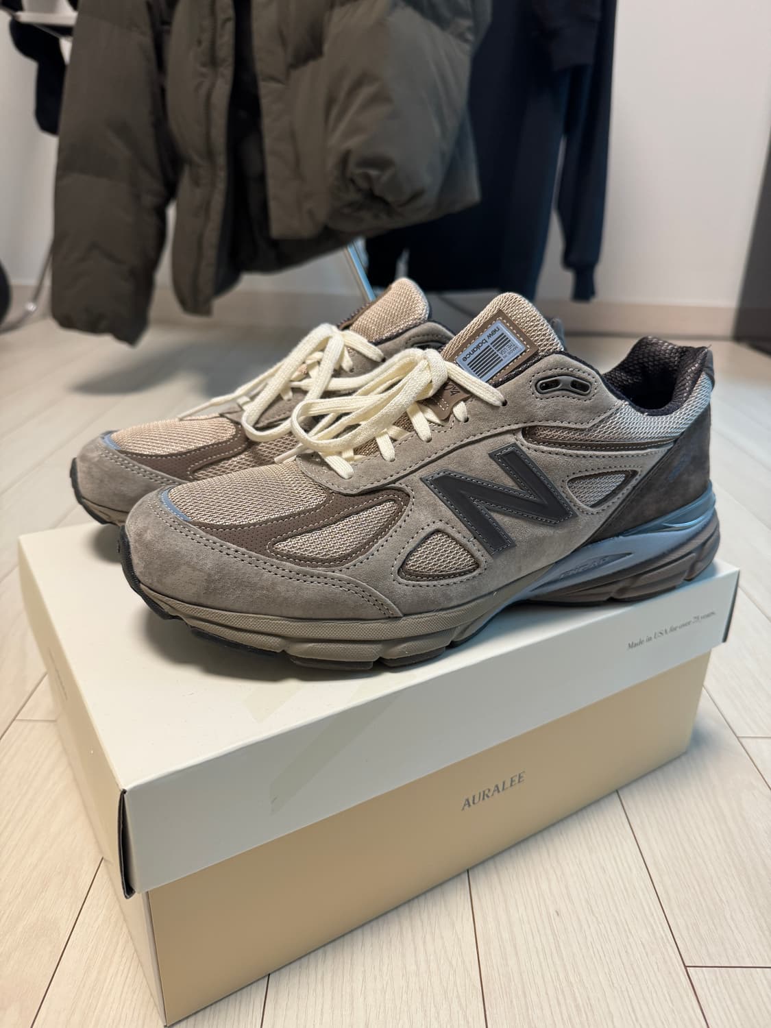 [295] 24FW 뉴발란스x오라리 990 London Fog 상품이미지1
