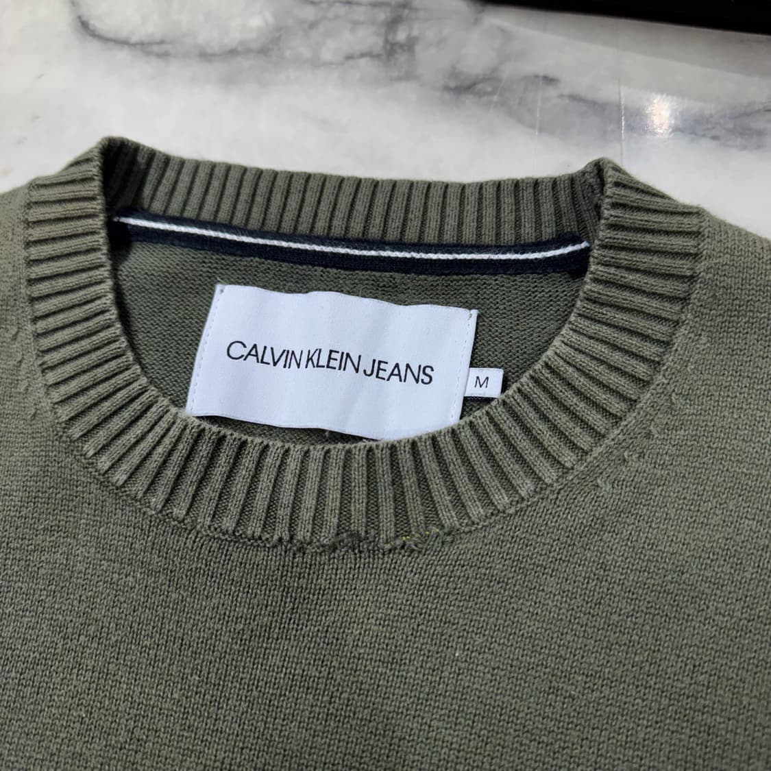 캘빈클라인 CK 로고 올리브 그린 니트 (M)    상품이미지5