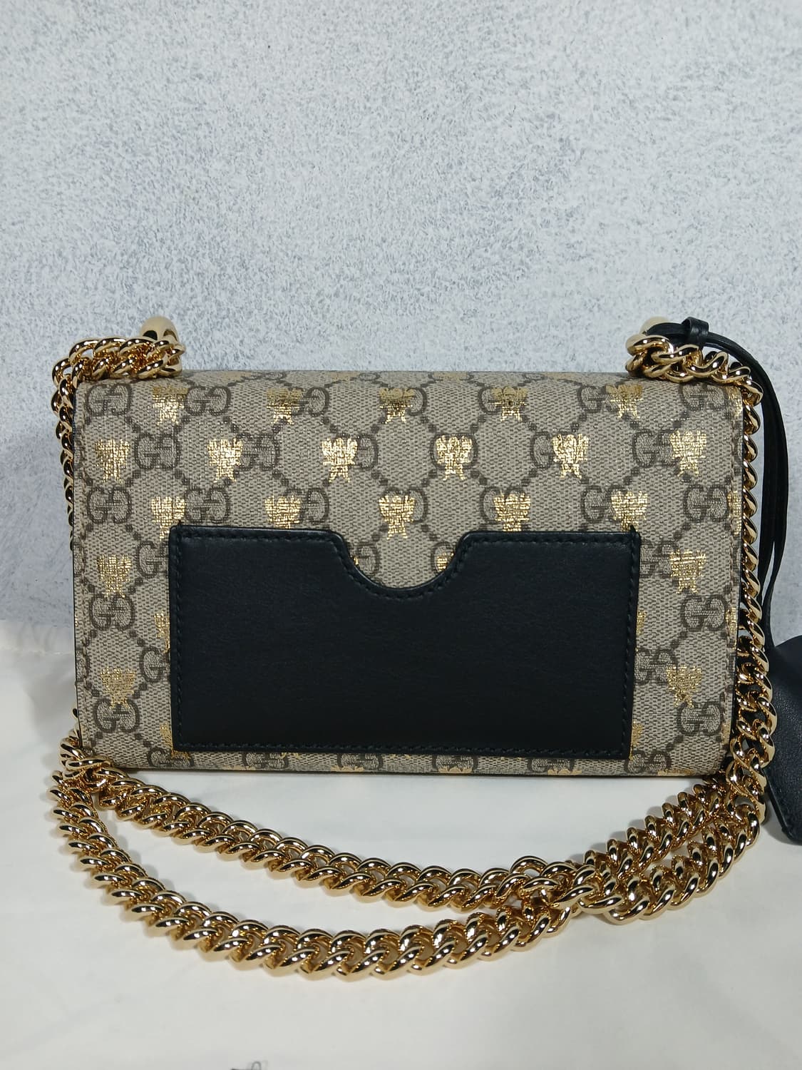 구찌 GG 패들락 수프림 꿀벌 숄더백 스몰 409487 상품이미지4