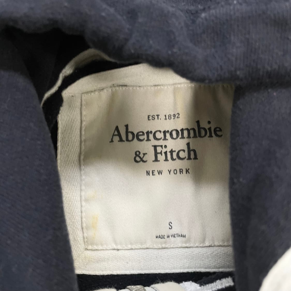 아베크롬비 피치 로고 후드집업 네이비 상품이미지4
