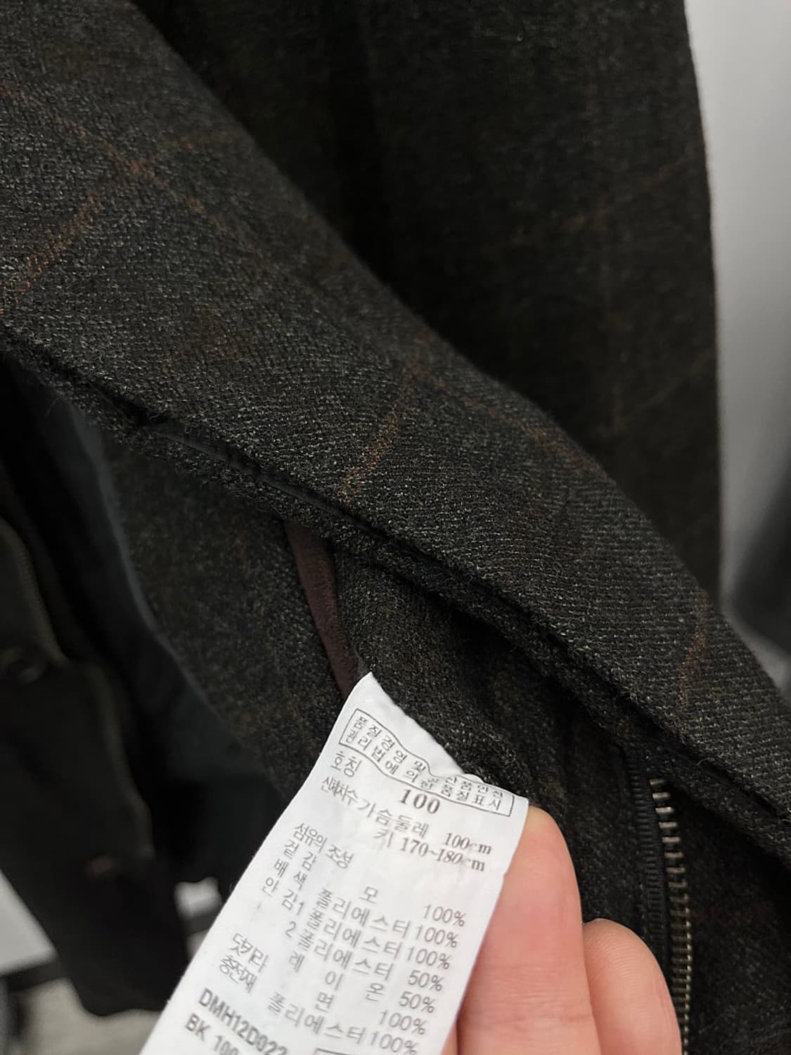 95) 닥스 코듀로이 카라 체크코트  상품이미지9