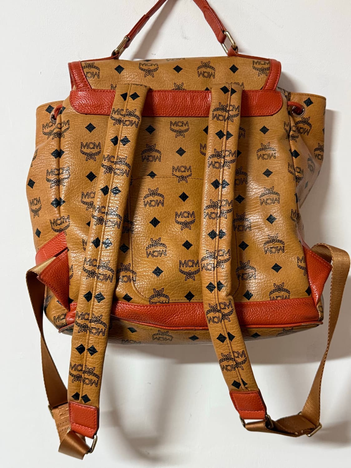 MCM 미디엄 백팩 상품이미지3