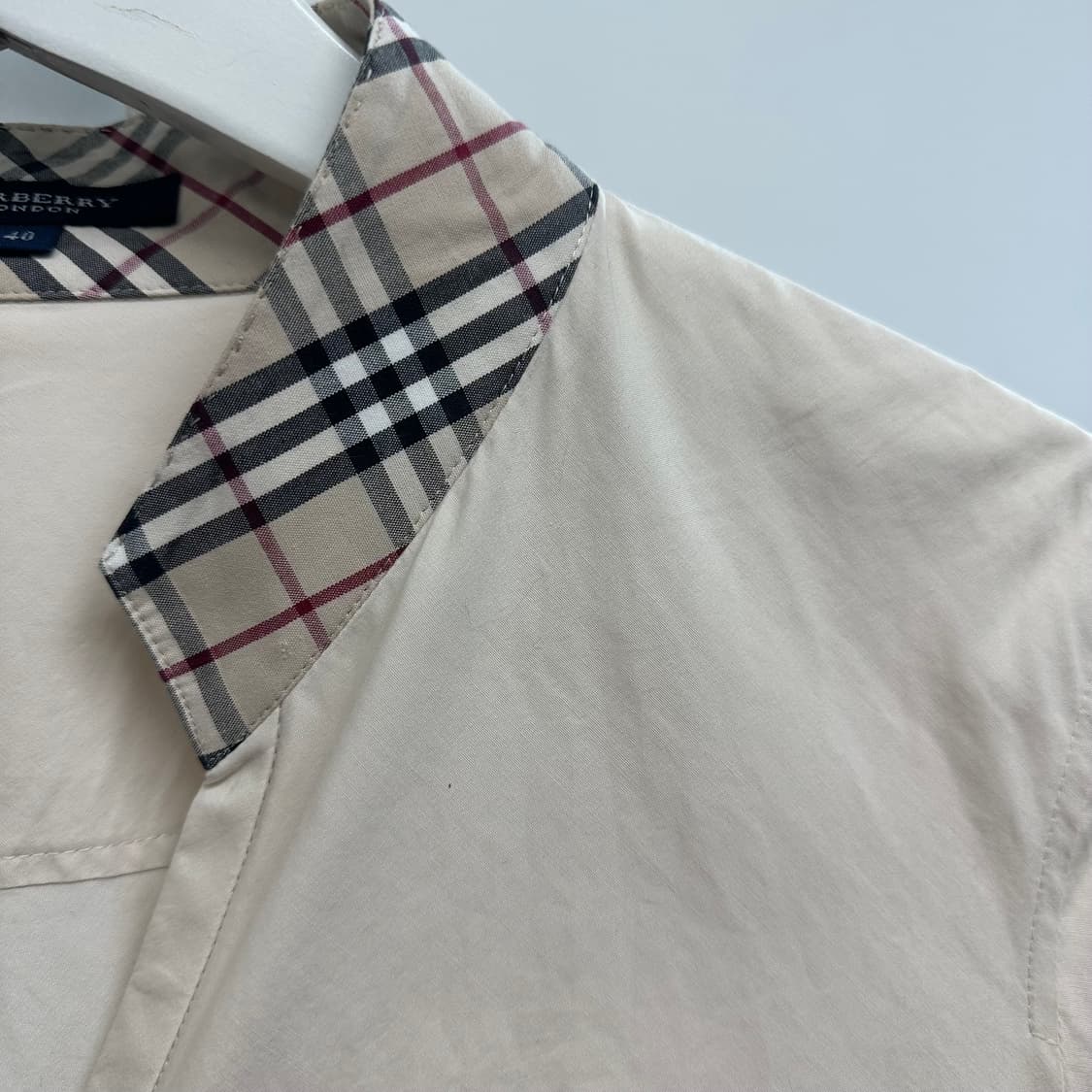 버버리 체크 디테일 셔츠 상품이미지4
