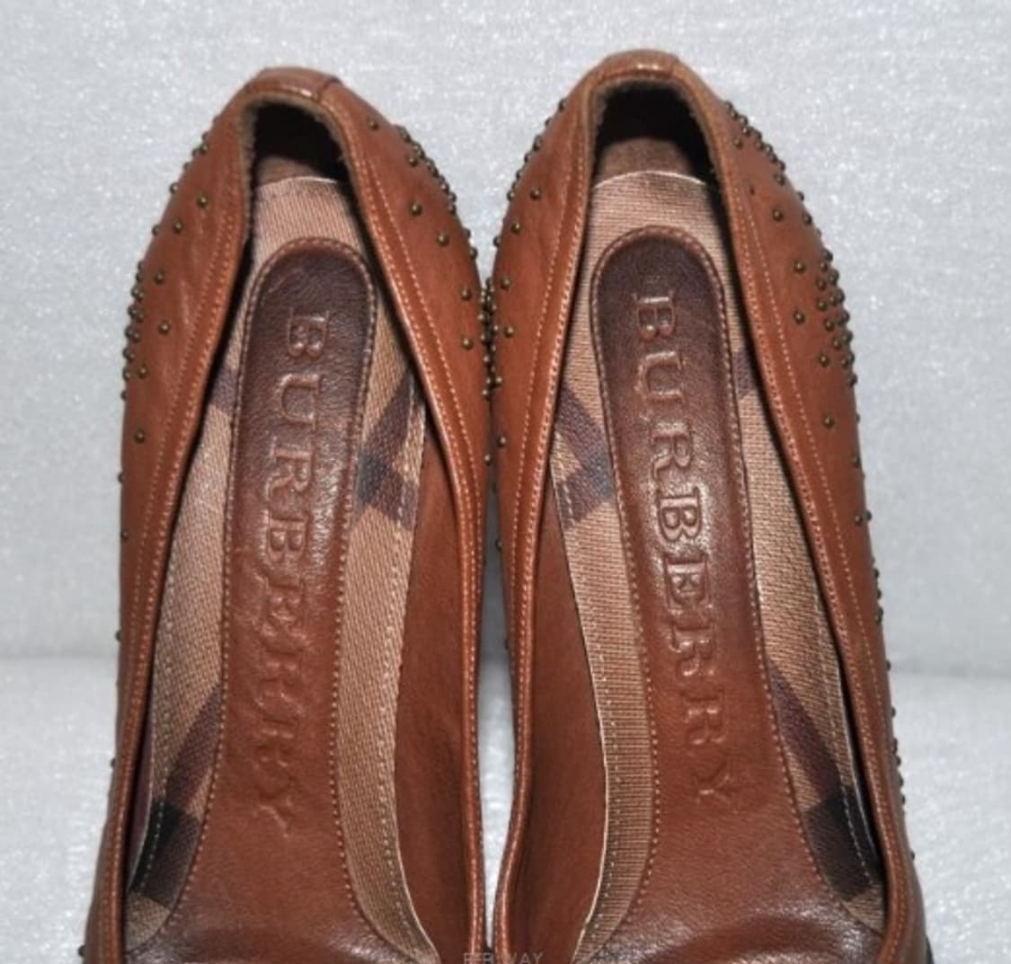 버버리/여성스터드하이힐구두(사이즈235)정품 상품이미지7