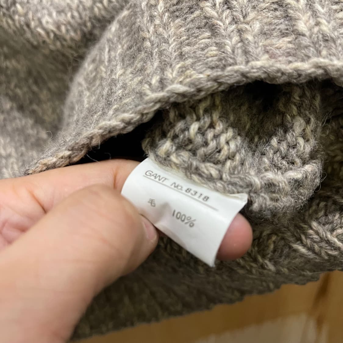 90's GANT sweater 100%wool 상품이미지4