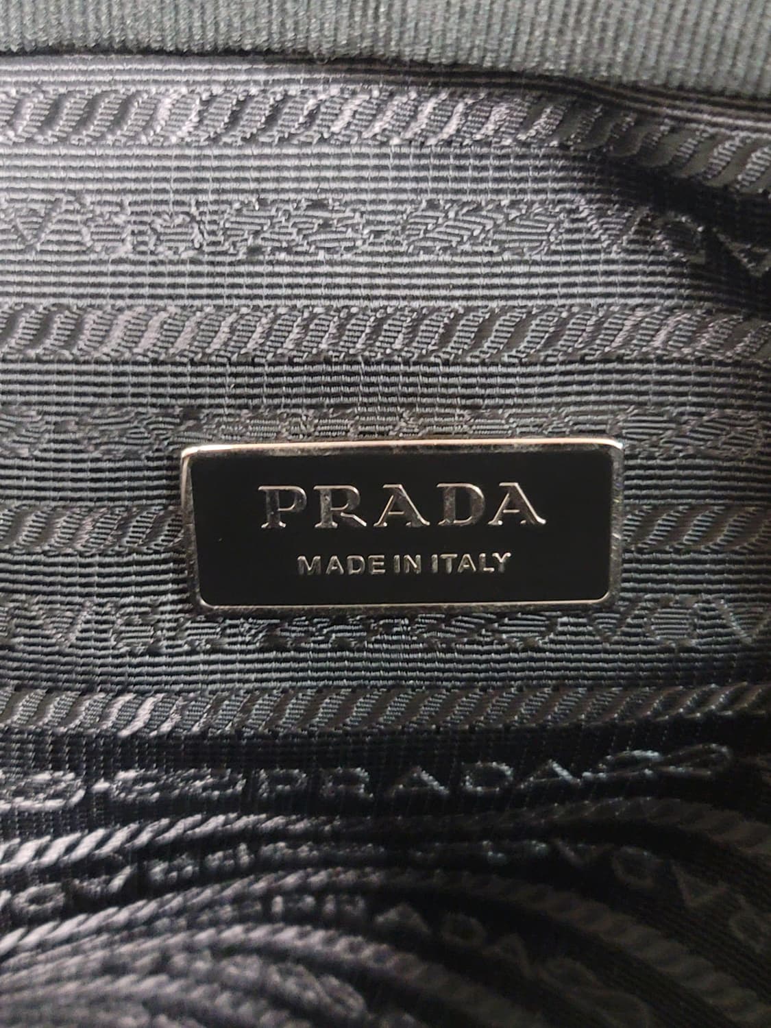 프라다 가방,크로스백토트백(디올샤넬보테가루이비통구찌셀린느생로랑발렌시아가 상품이미지9