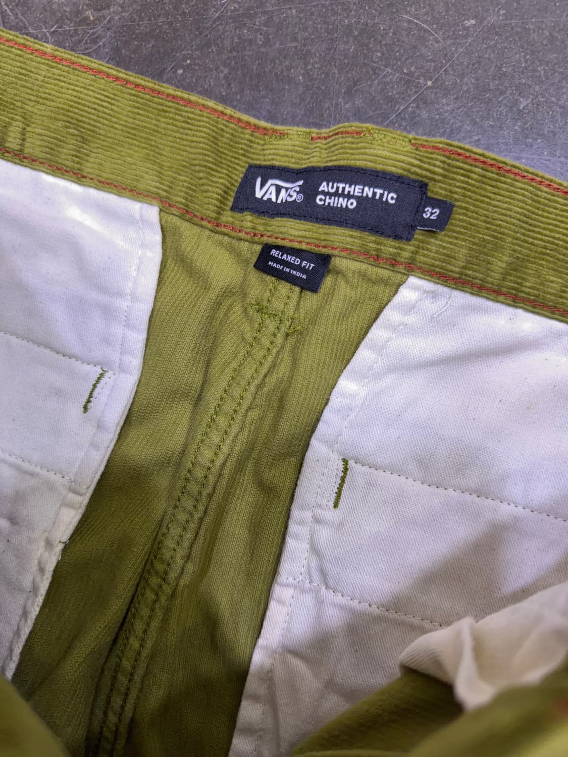 반스 어센틱 치노 코듀로이 릴렉스드 팬츠 아보카도 32 상품이미지10