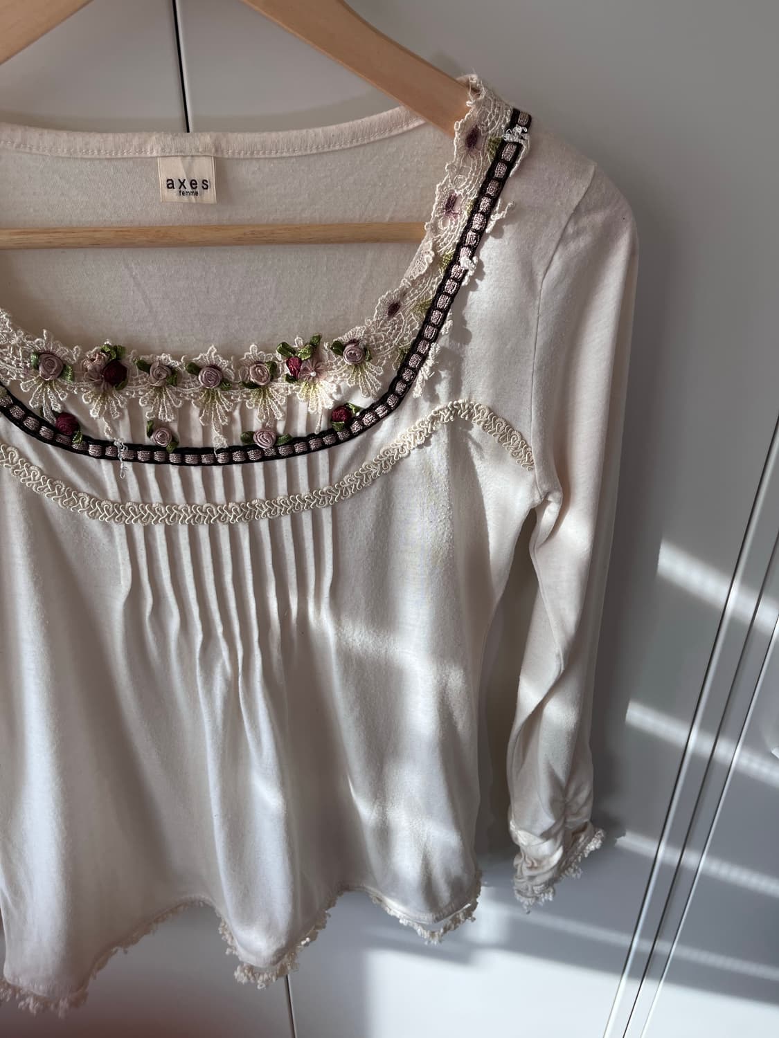 Axes femme 장미꽃 레이스 셔링 롱 슬리브 상품이미지9