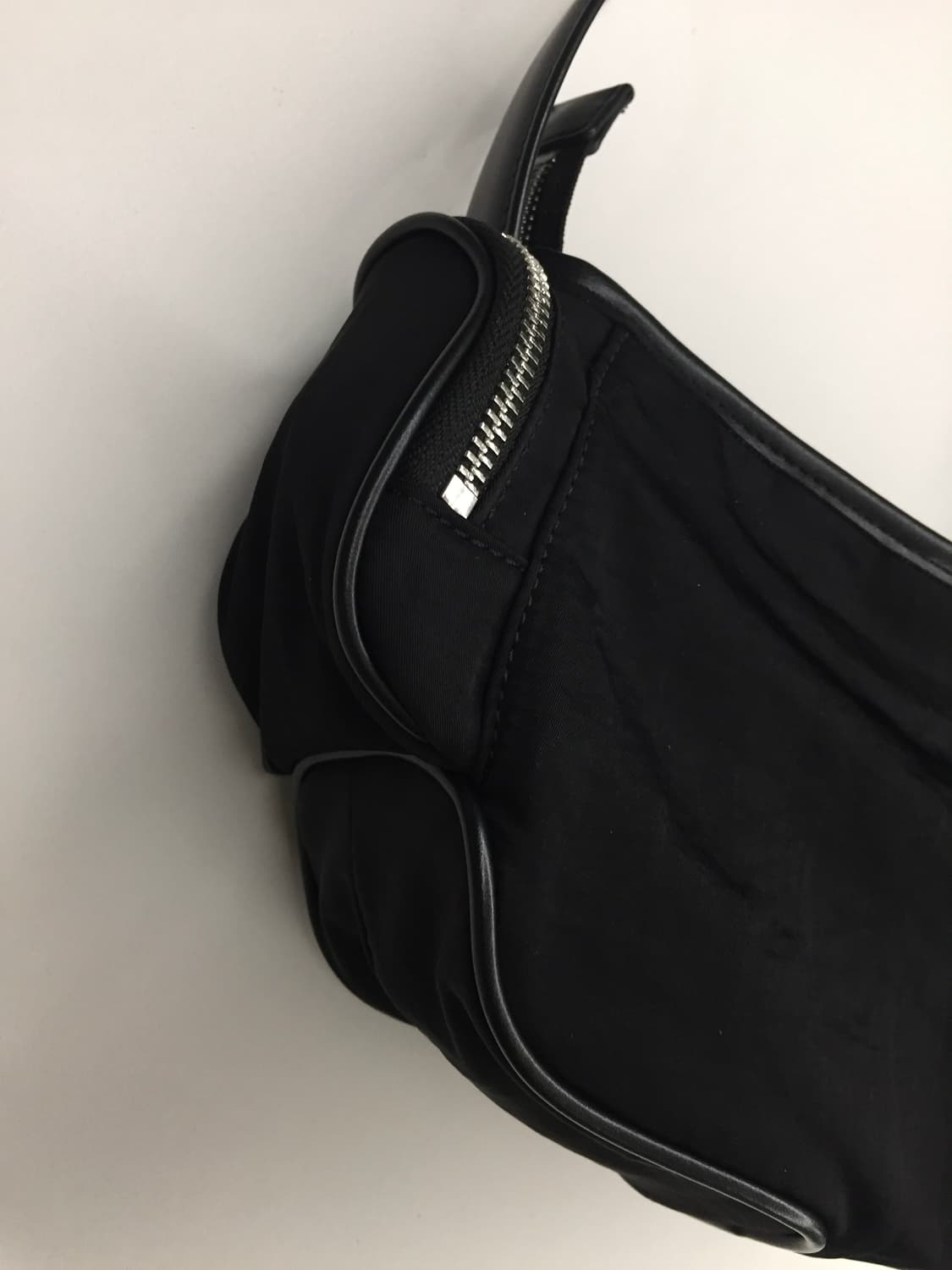 마뗑킴 마들렌 라운드백 블랙 숄더백 상품이미지5