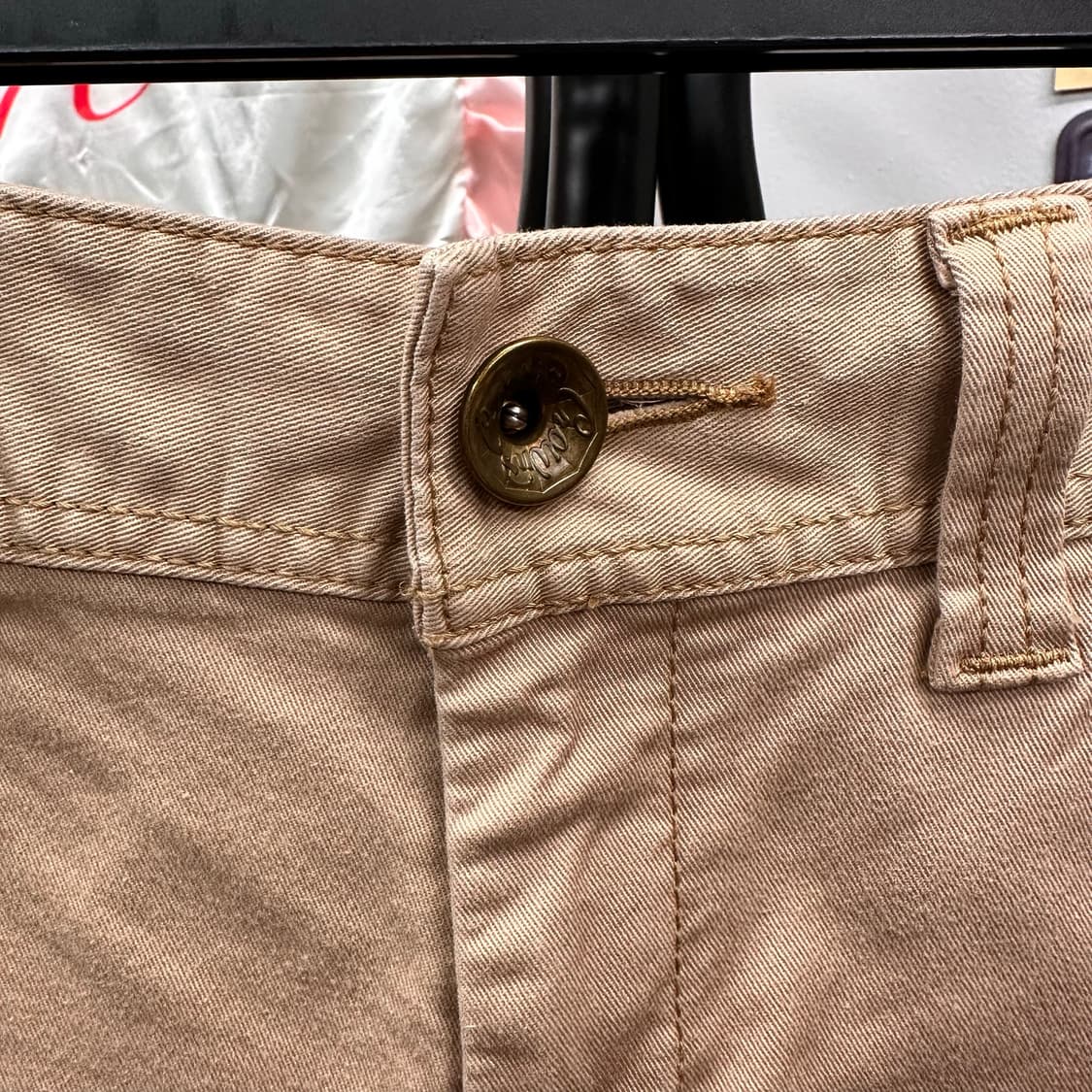Beige High-Waisted Shorts 상품이미지7