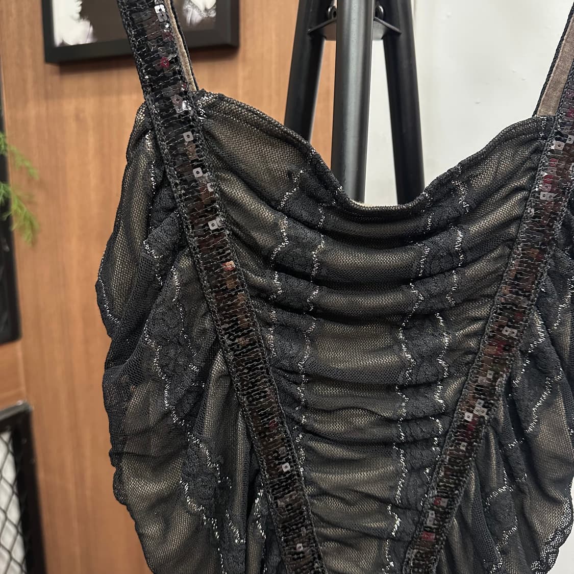 Black Shirred Sleeveless Top  상품이미지3