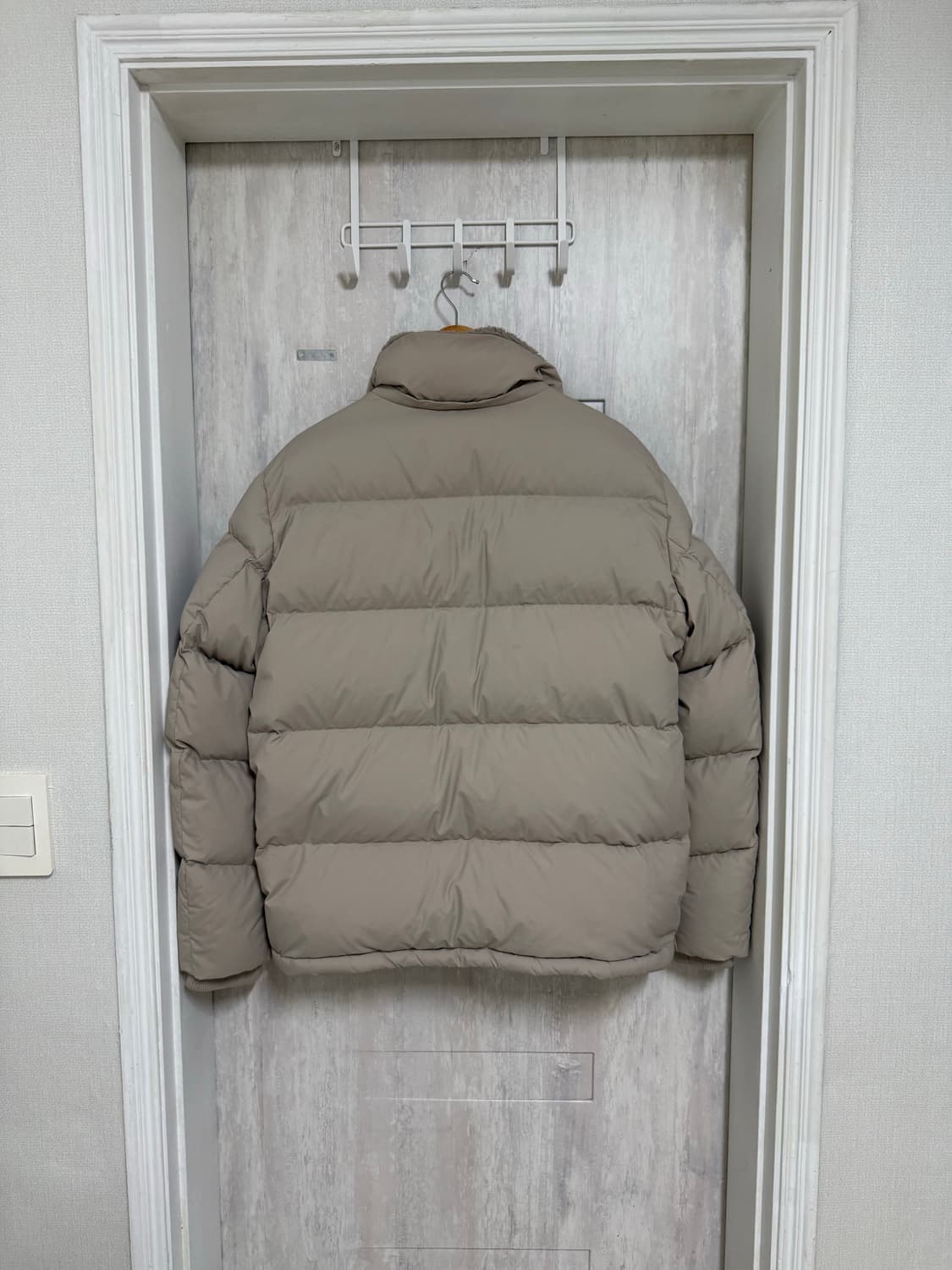 남성 100 L / 게스 구스다운 패딩 푸퍼 베이지 상품이미지7